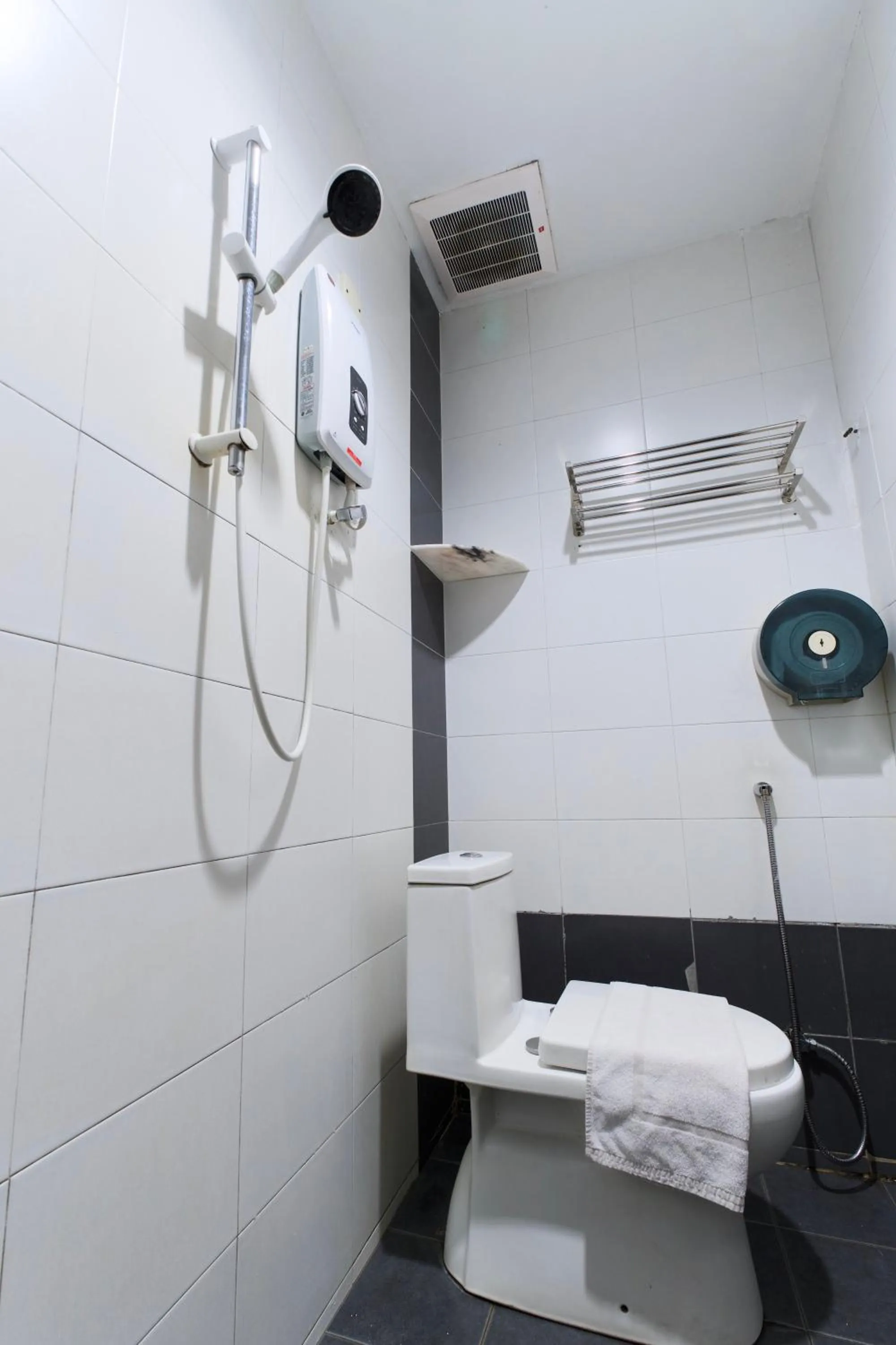 Toilet in T Hotel Kuala Perlis