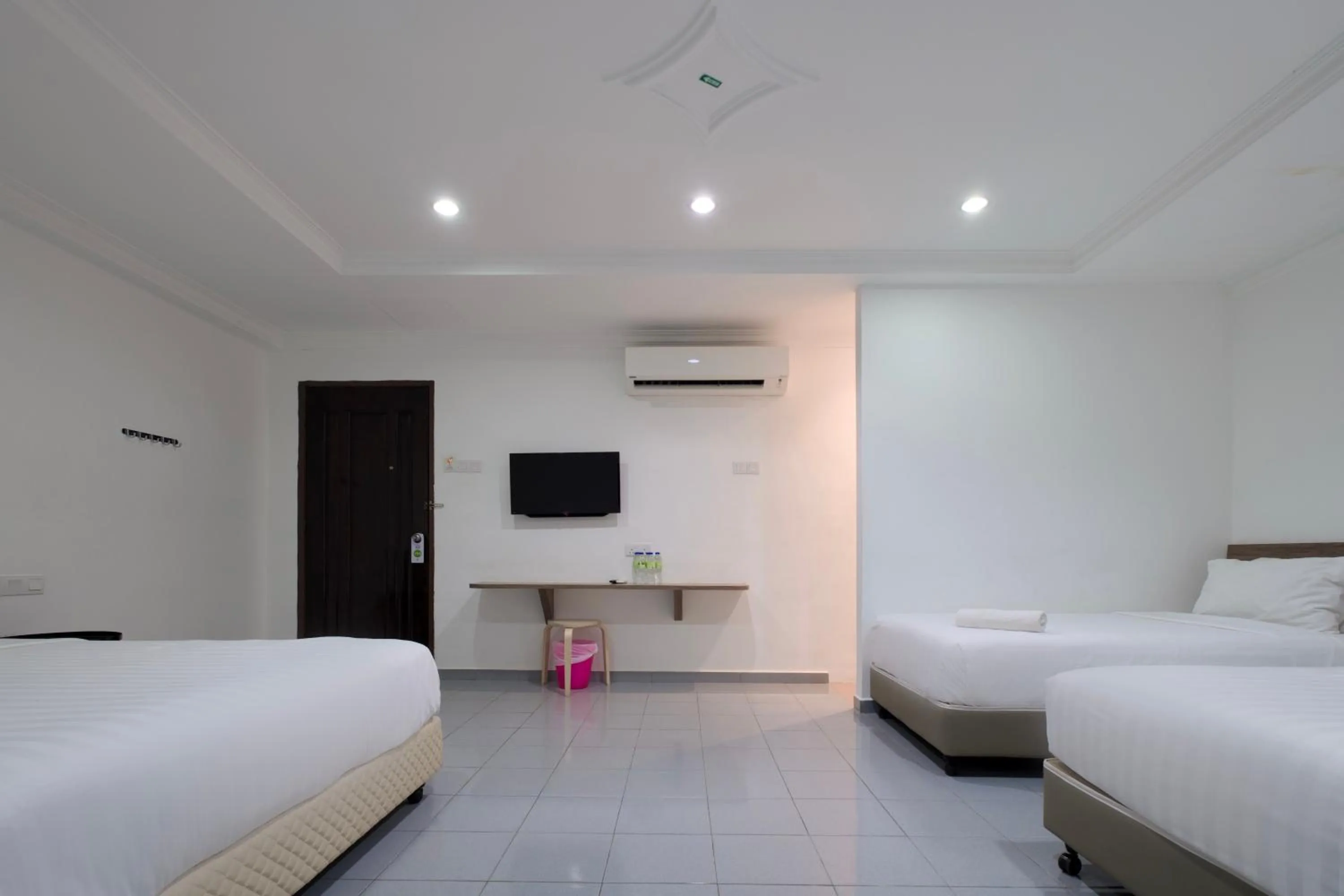 Bed in T Hotel Tandop