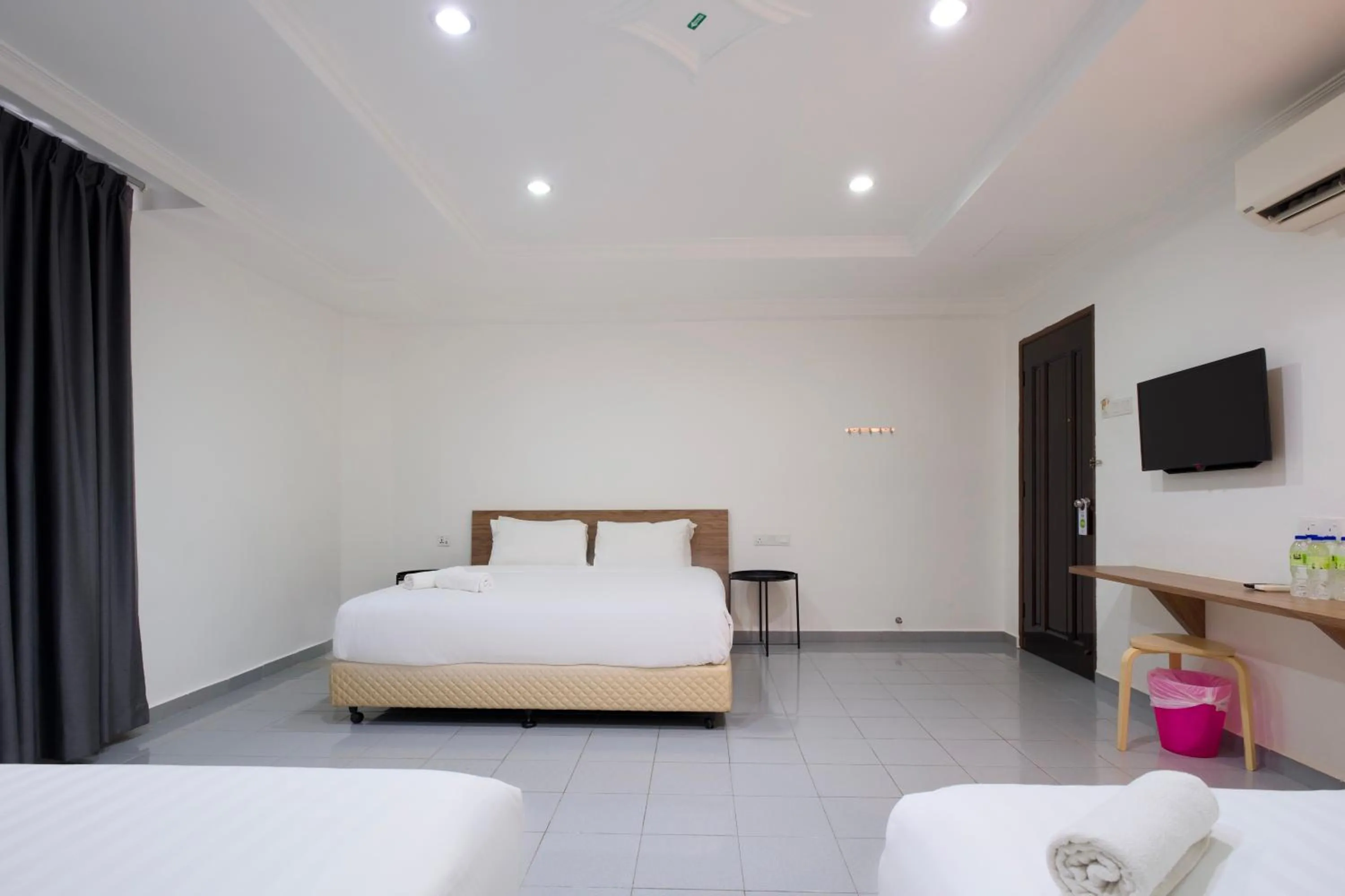 Bed in T Hotel Tandop