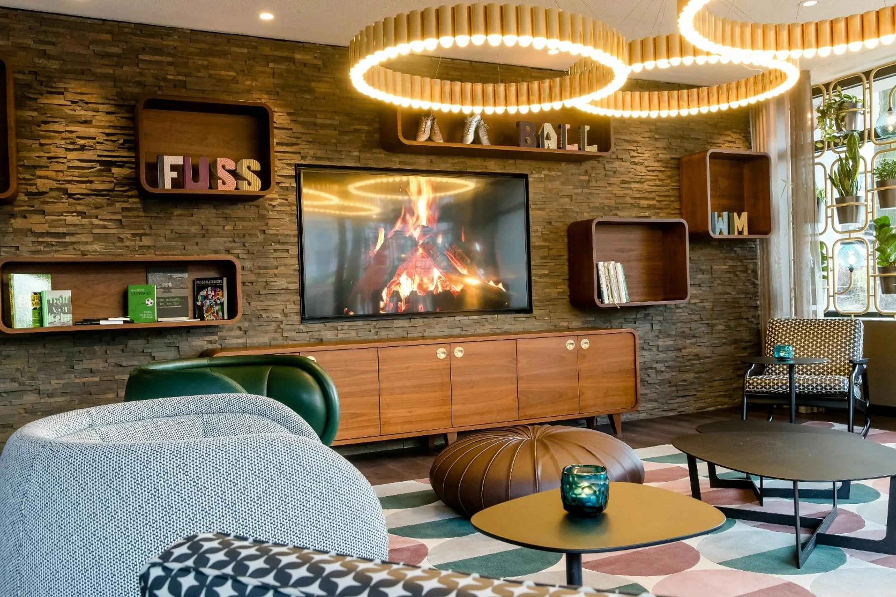 Lounge or bar in Motel One Essen