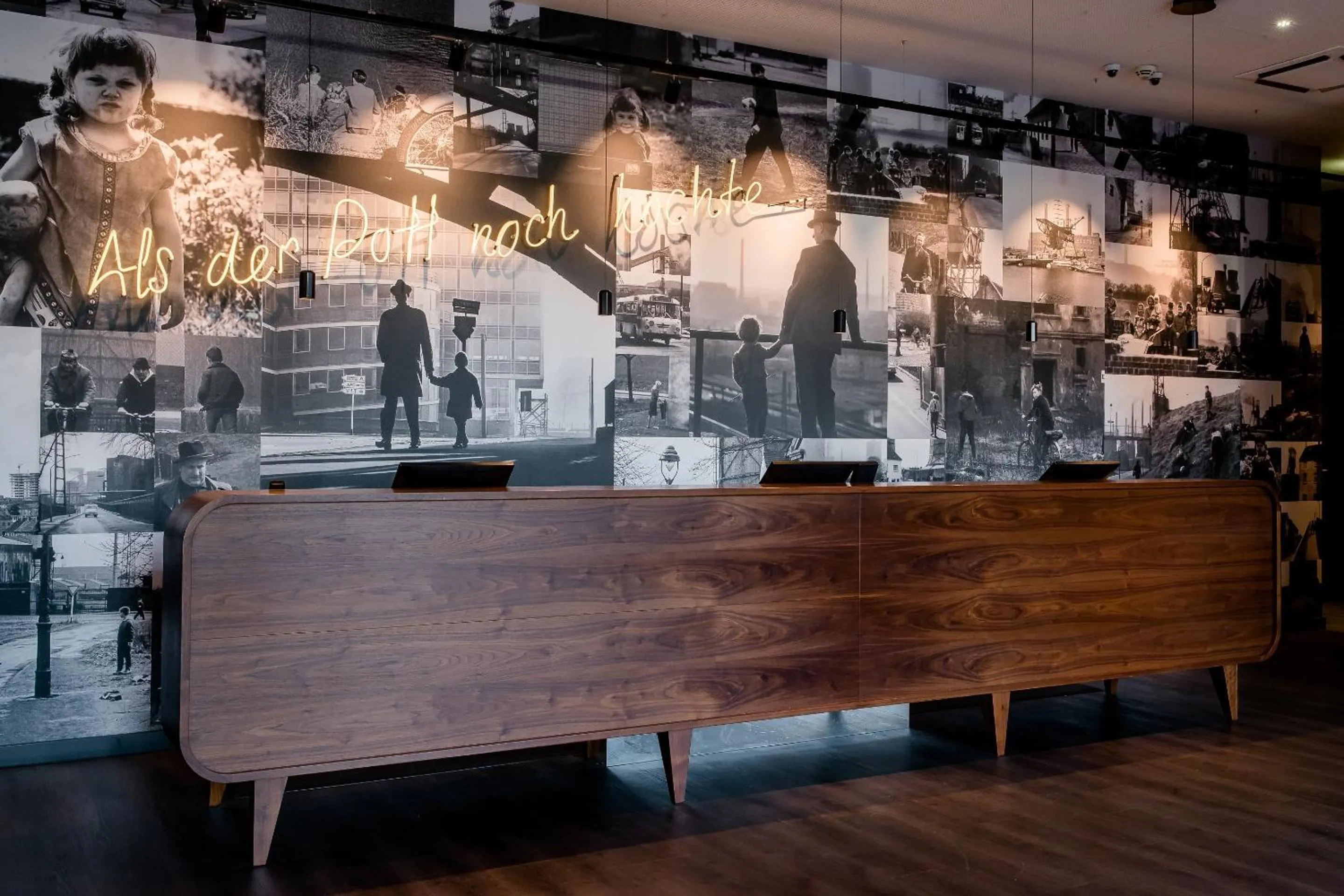 Lobby or reception in Motel One Essen