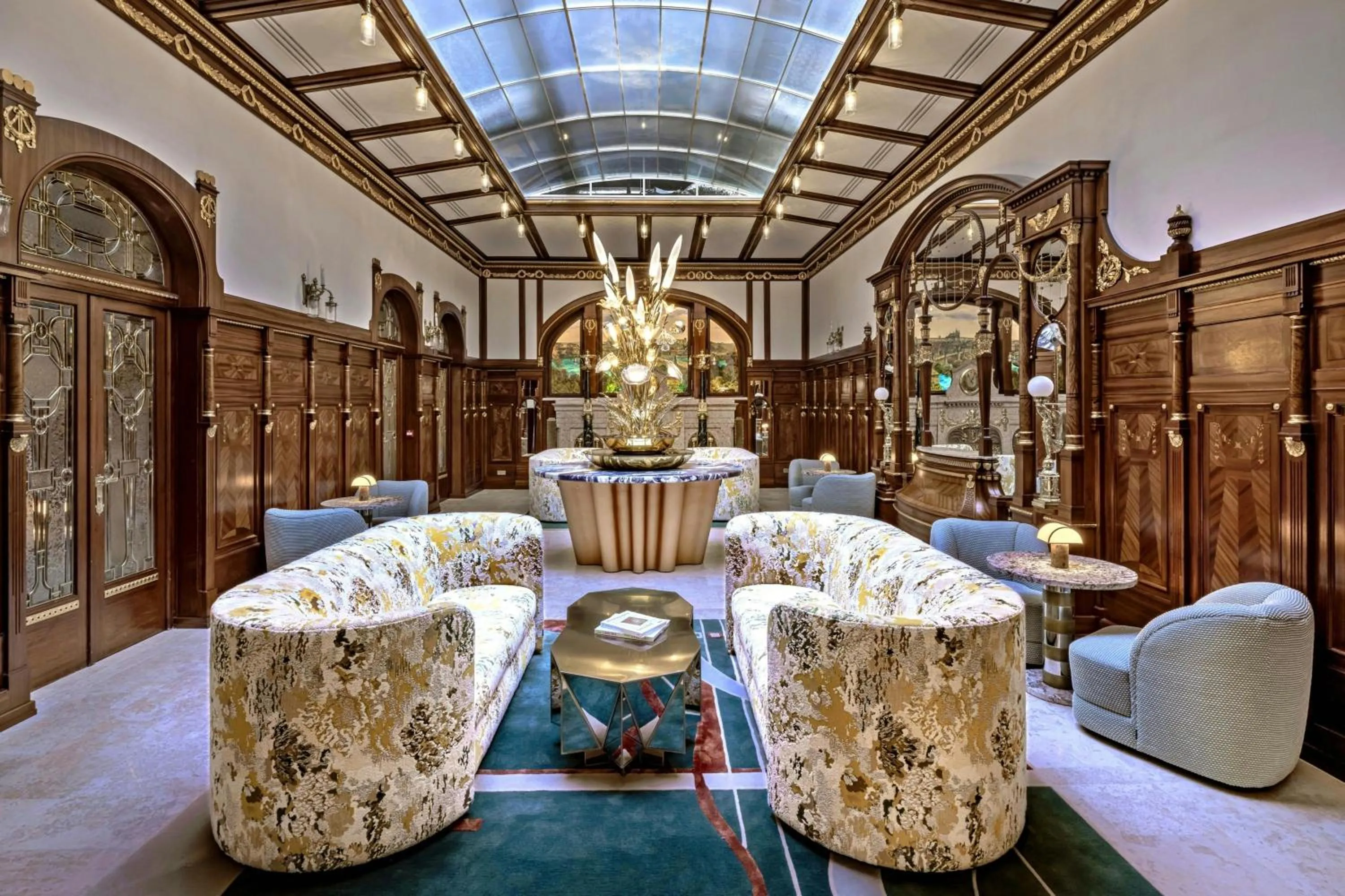 Restaurant/places to eat in W Prague