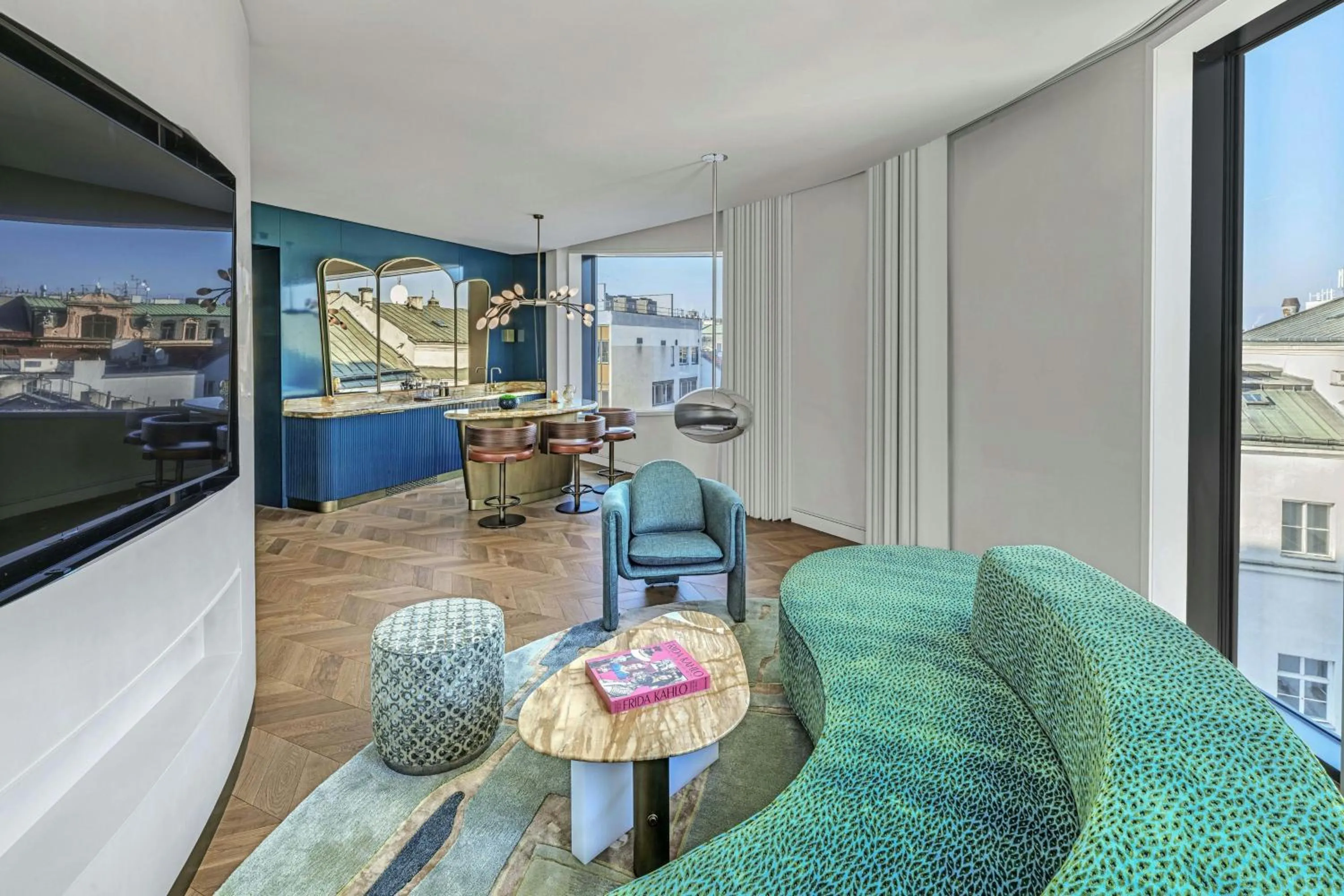 Photo of the whole room in W Prague