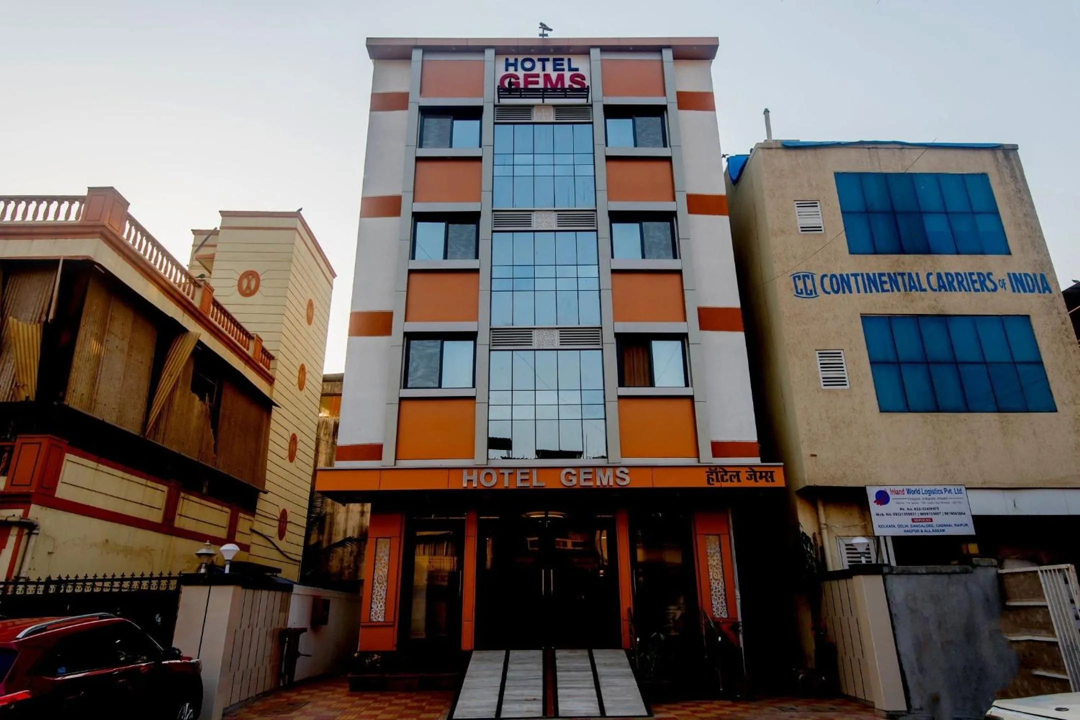 Facade/entrance in OYO 13511 Hotel Gems