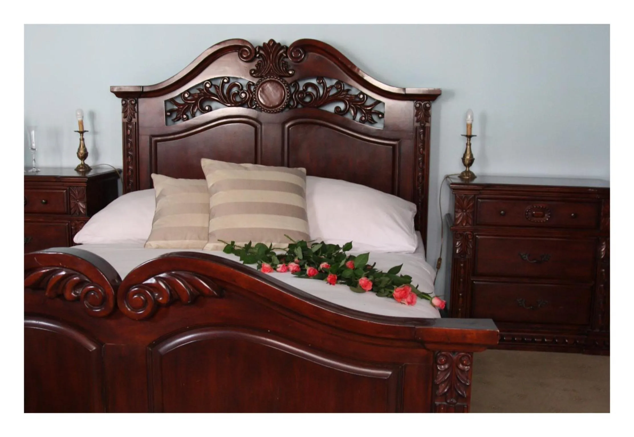 Bed in Prague Golden Age