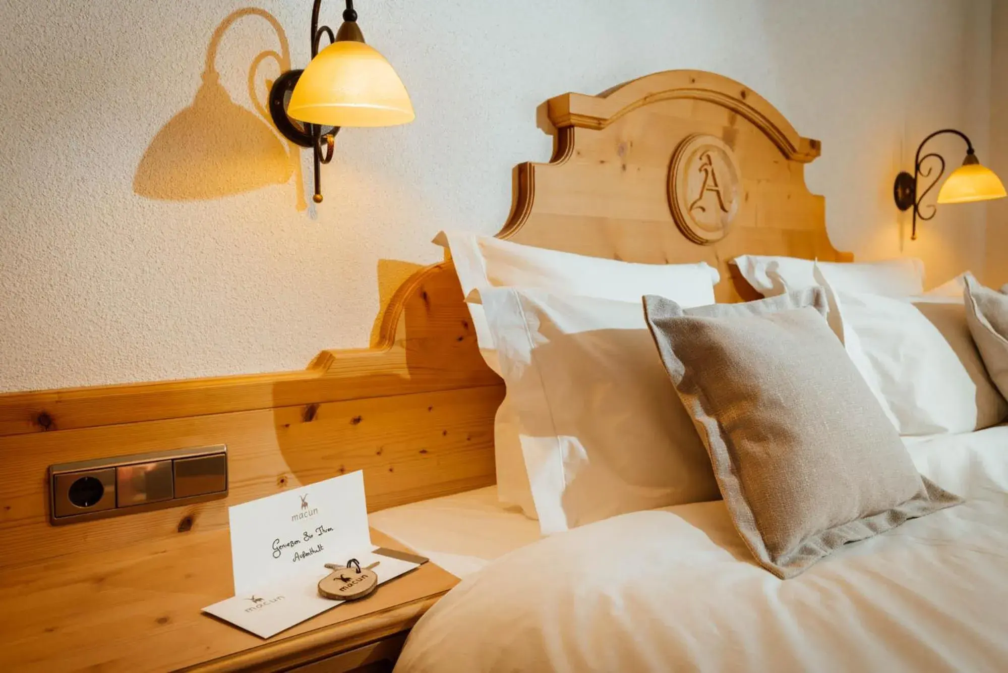 Deluxe Double Room in Hotel Macun, Vent im Ötztal Deluxe Double Room in Hotel Macun, Vent im Ötztal