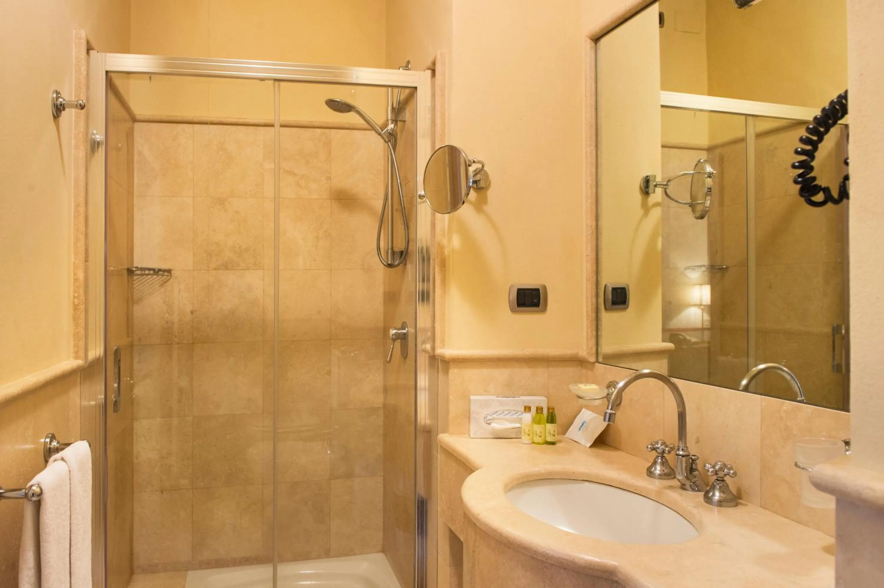 Bathroom in Palazzo Ravizza