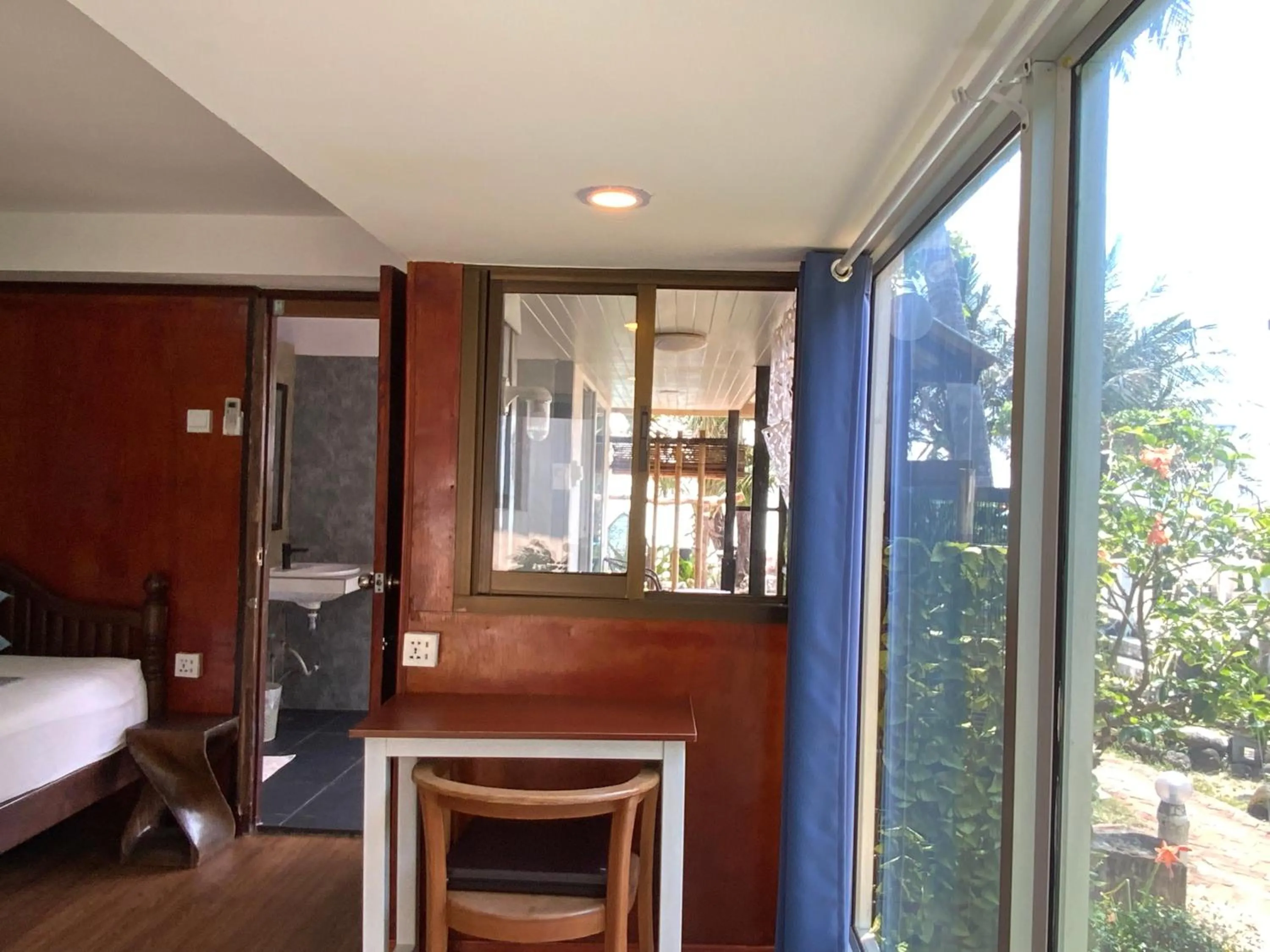 Bed in Sunrise Bungalow