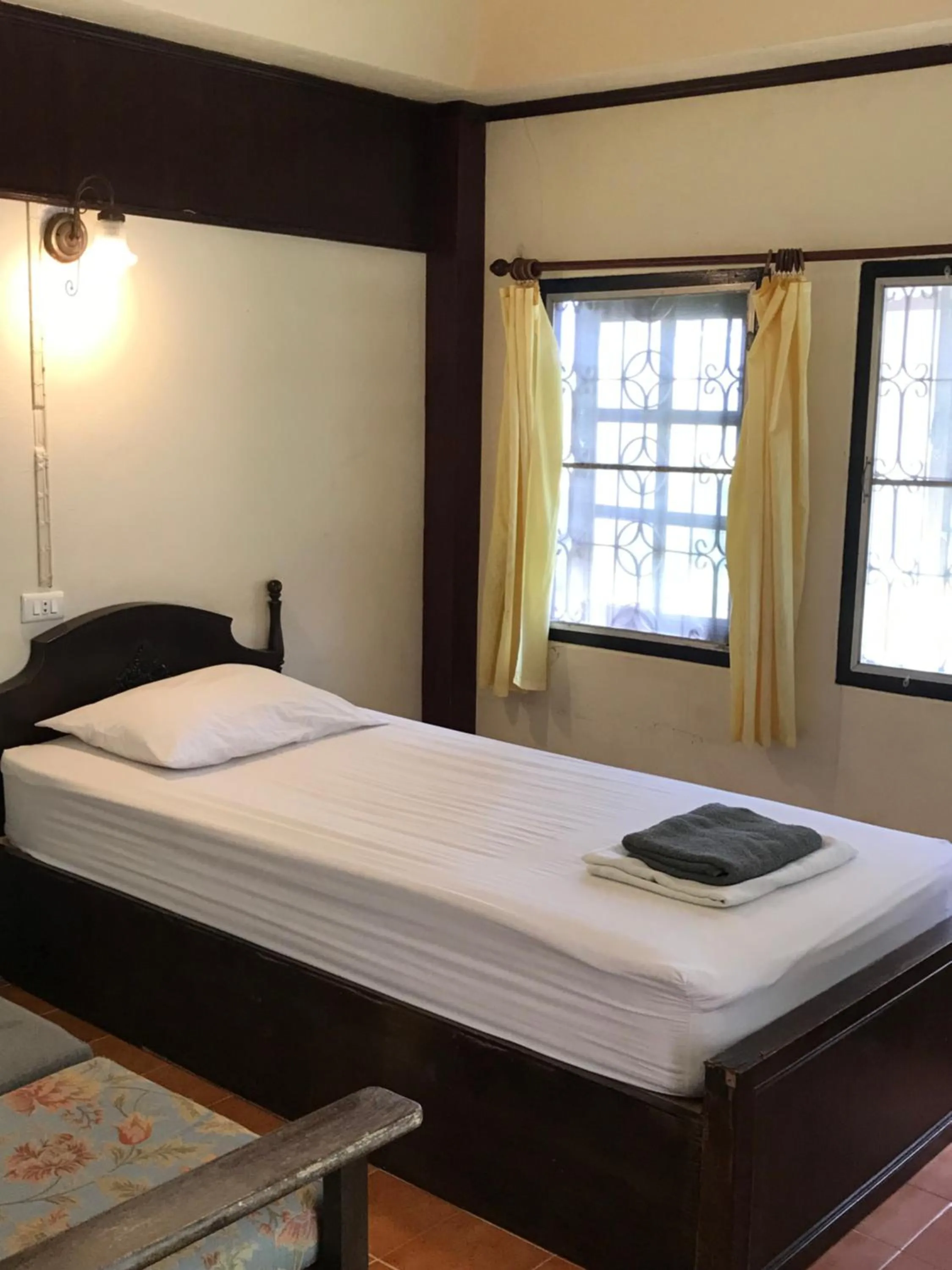 Bed in Sunrise Bungalow