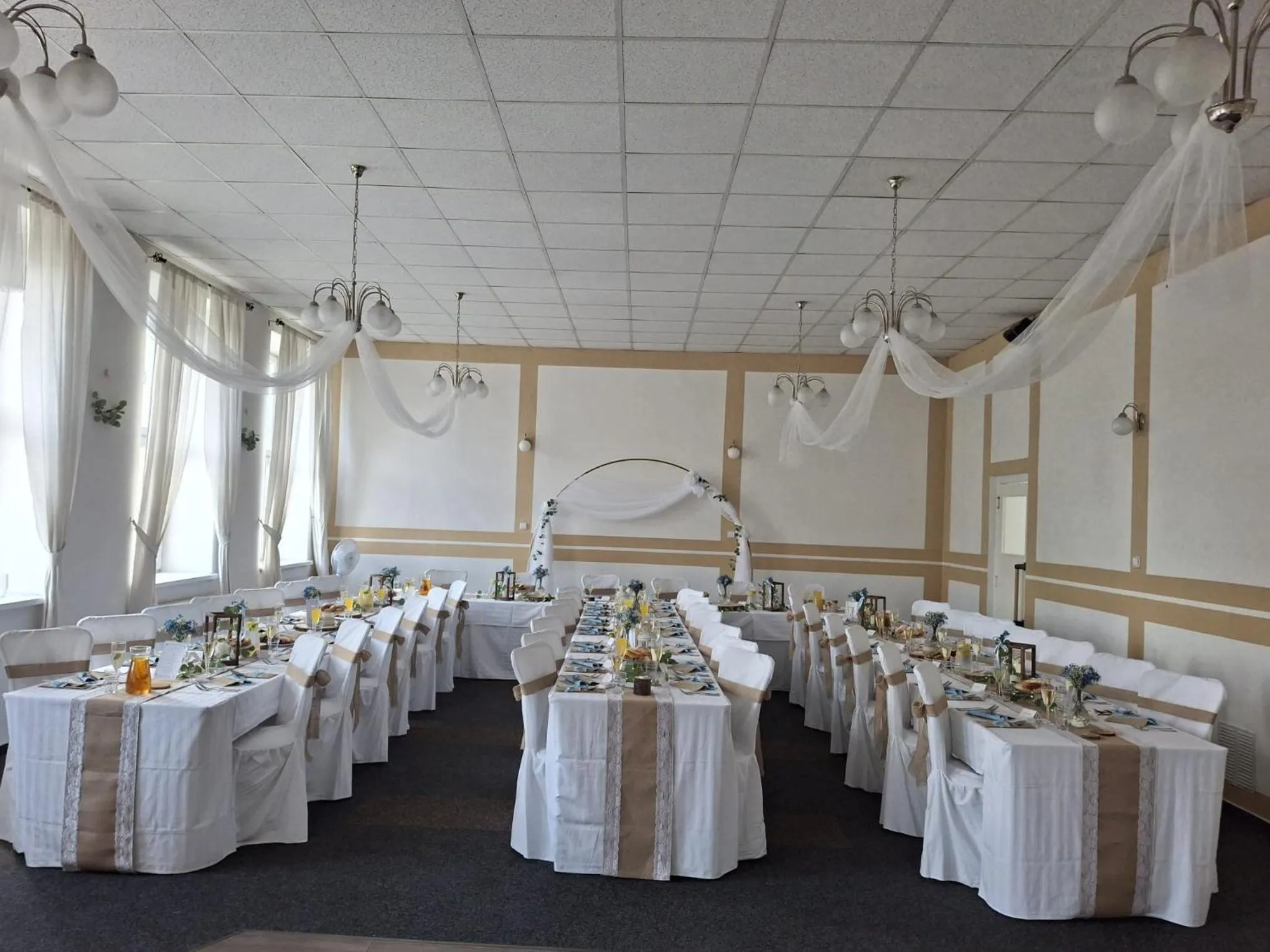 Property building in Hotel Dakol