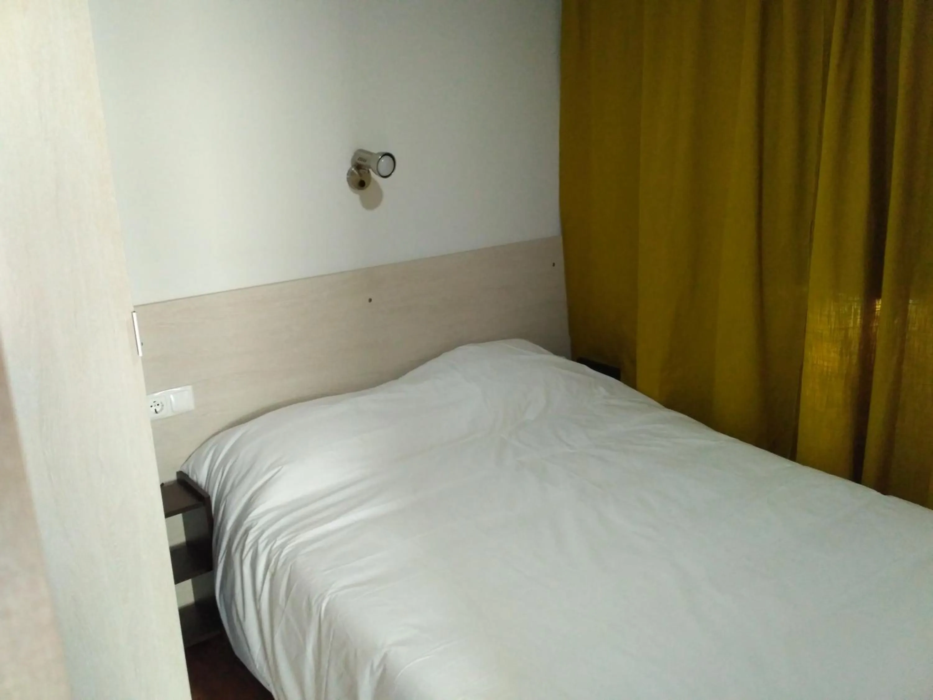 Bedroom, Bed in Parque de Campismo Orbitur Vagueira