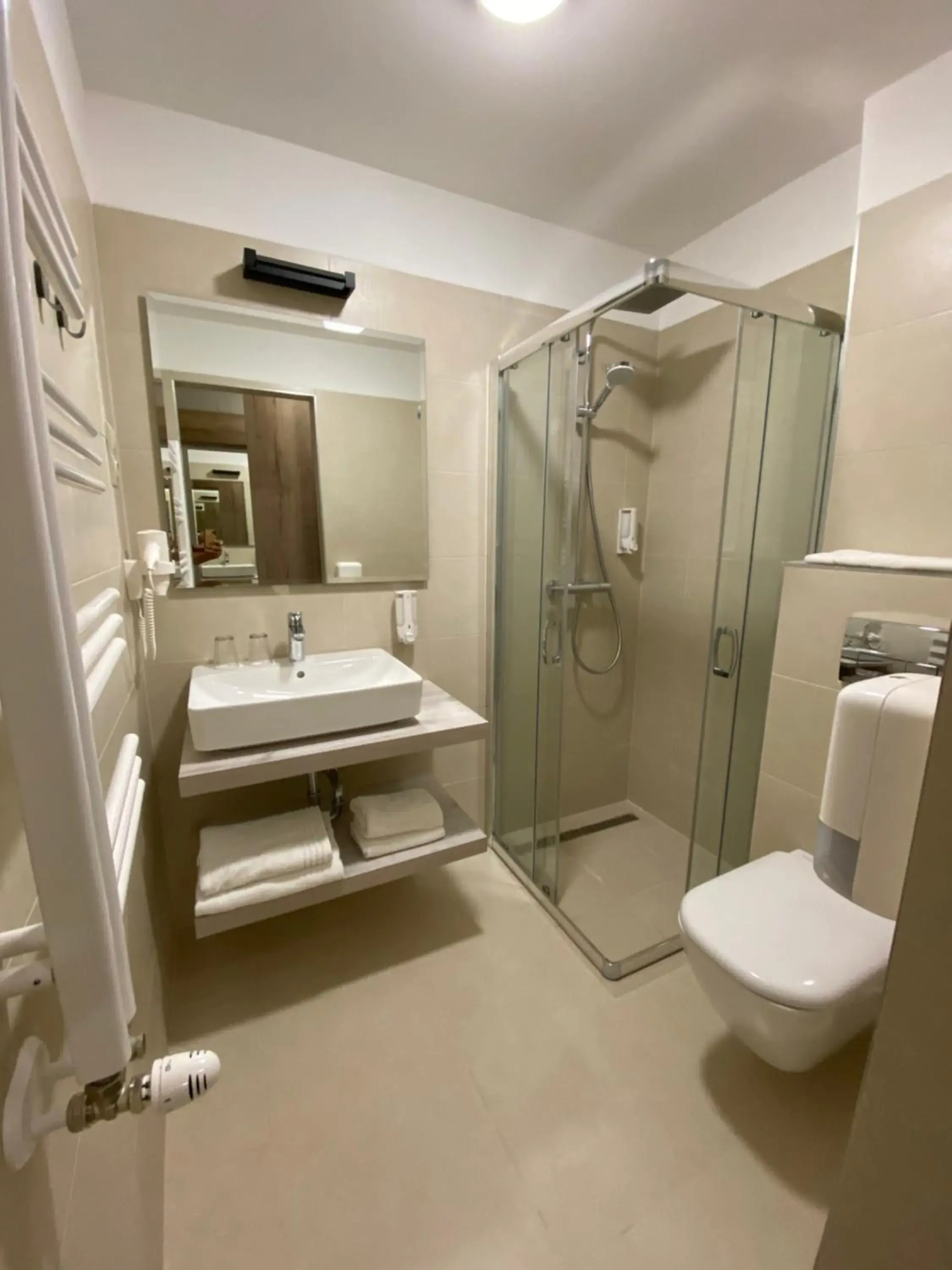 Superior Double Room - single occupancy in Duna Wellness Hotel Superior Double Room - single occupancy in Duna Wellness Hotel