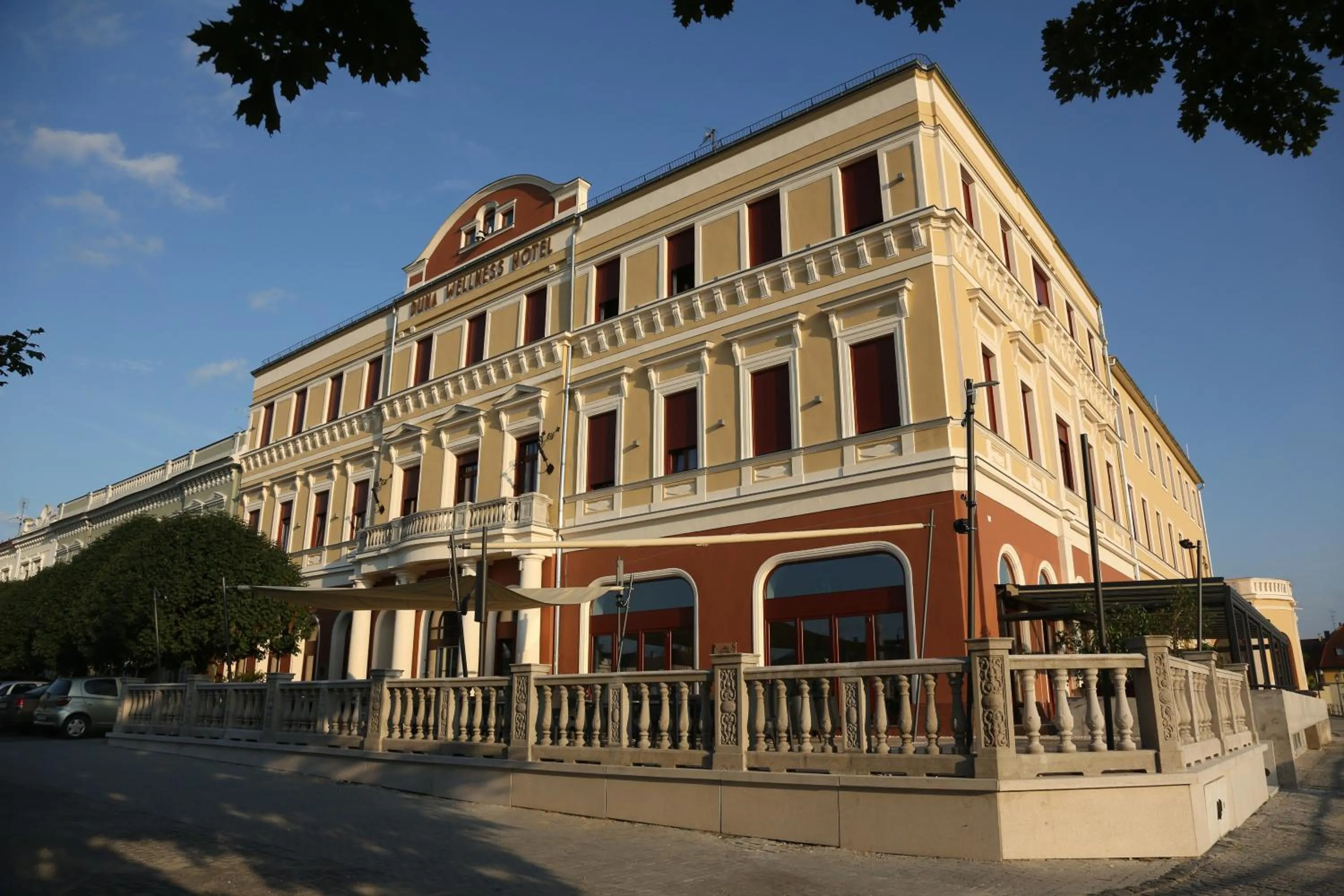 Property building in Duna Wellness Hotel