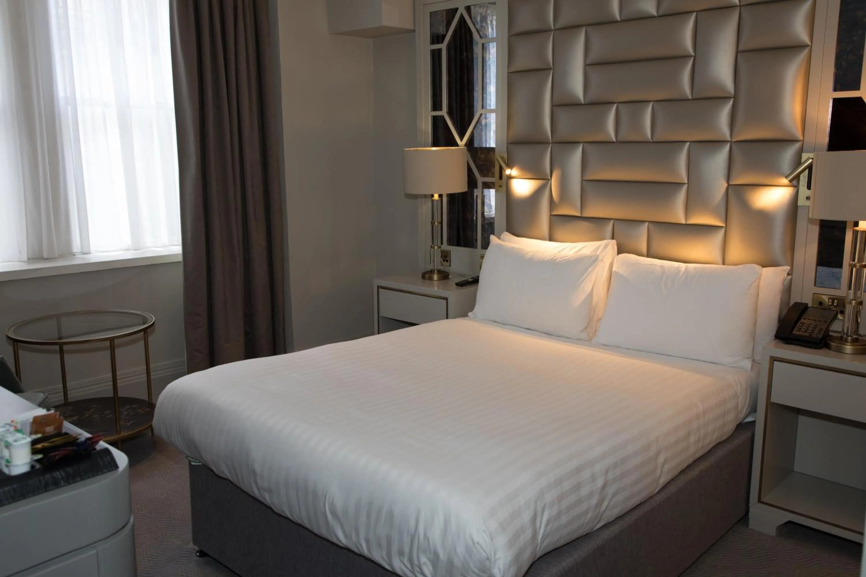 Bed in Henrietta House, a member of Radisson Individuals