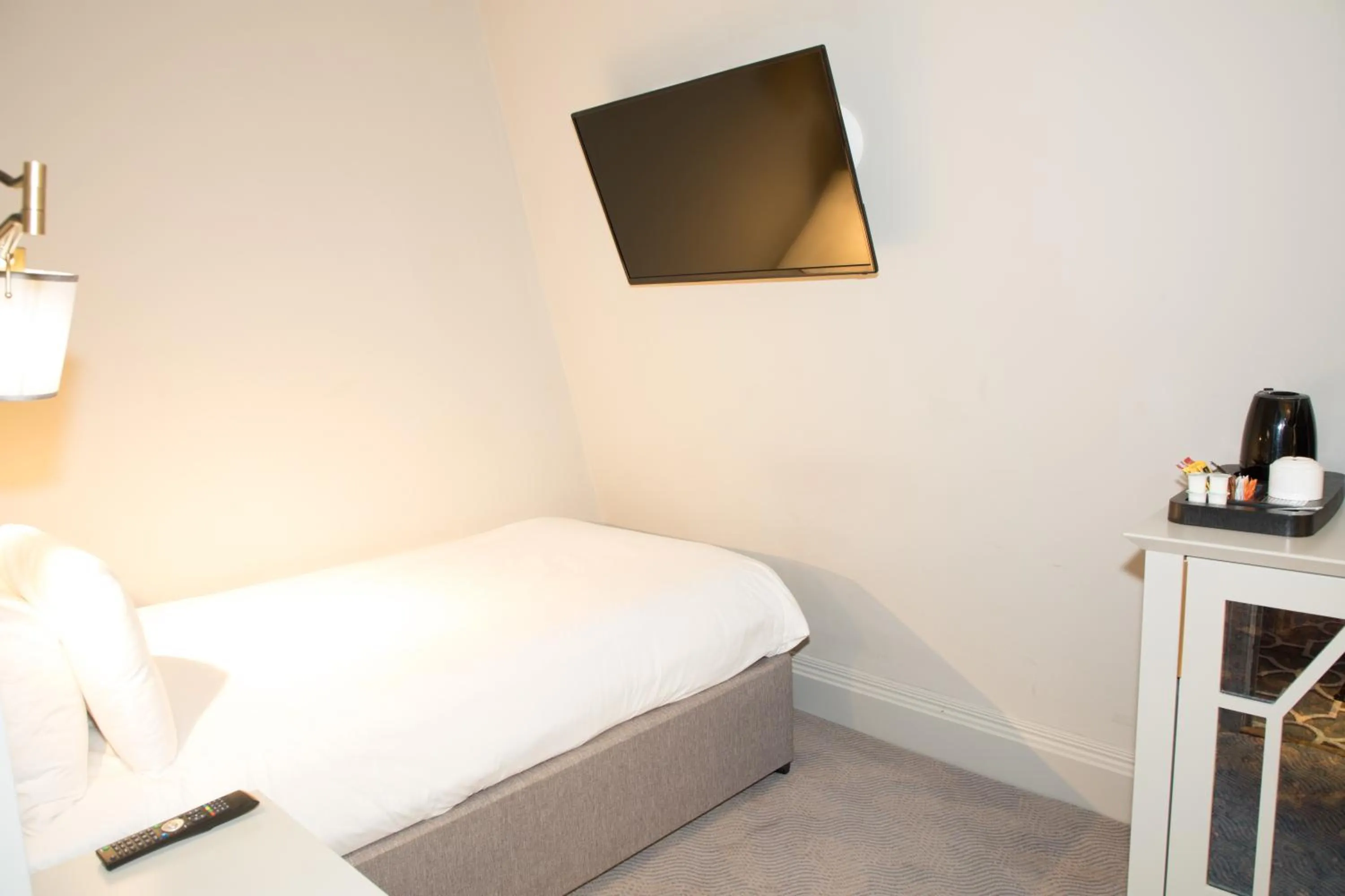 Bed in Henrietta House, a member of Radisson Individuals