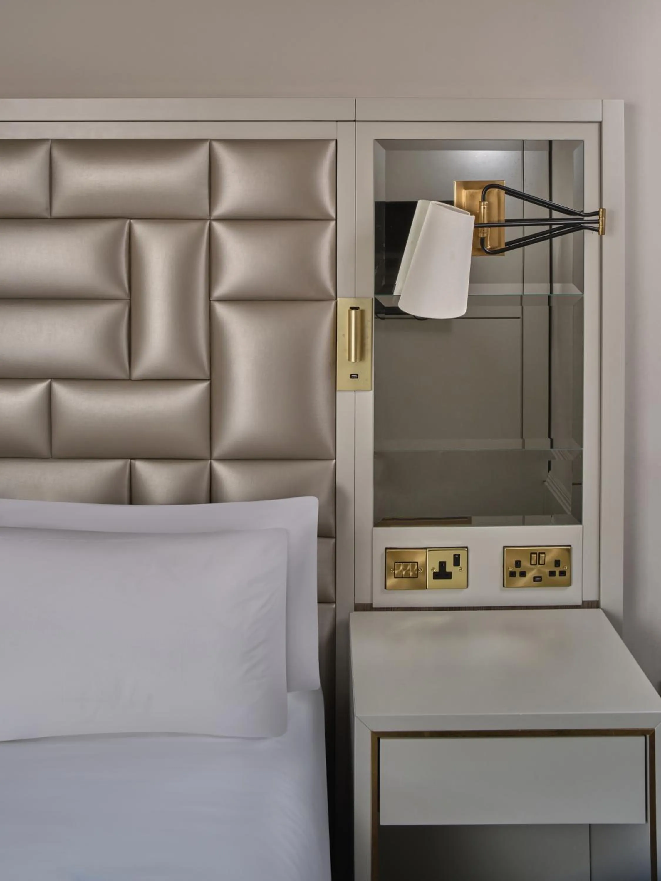 Bed in Henrietta House, a member of Radisson Individuals