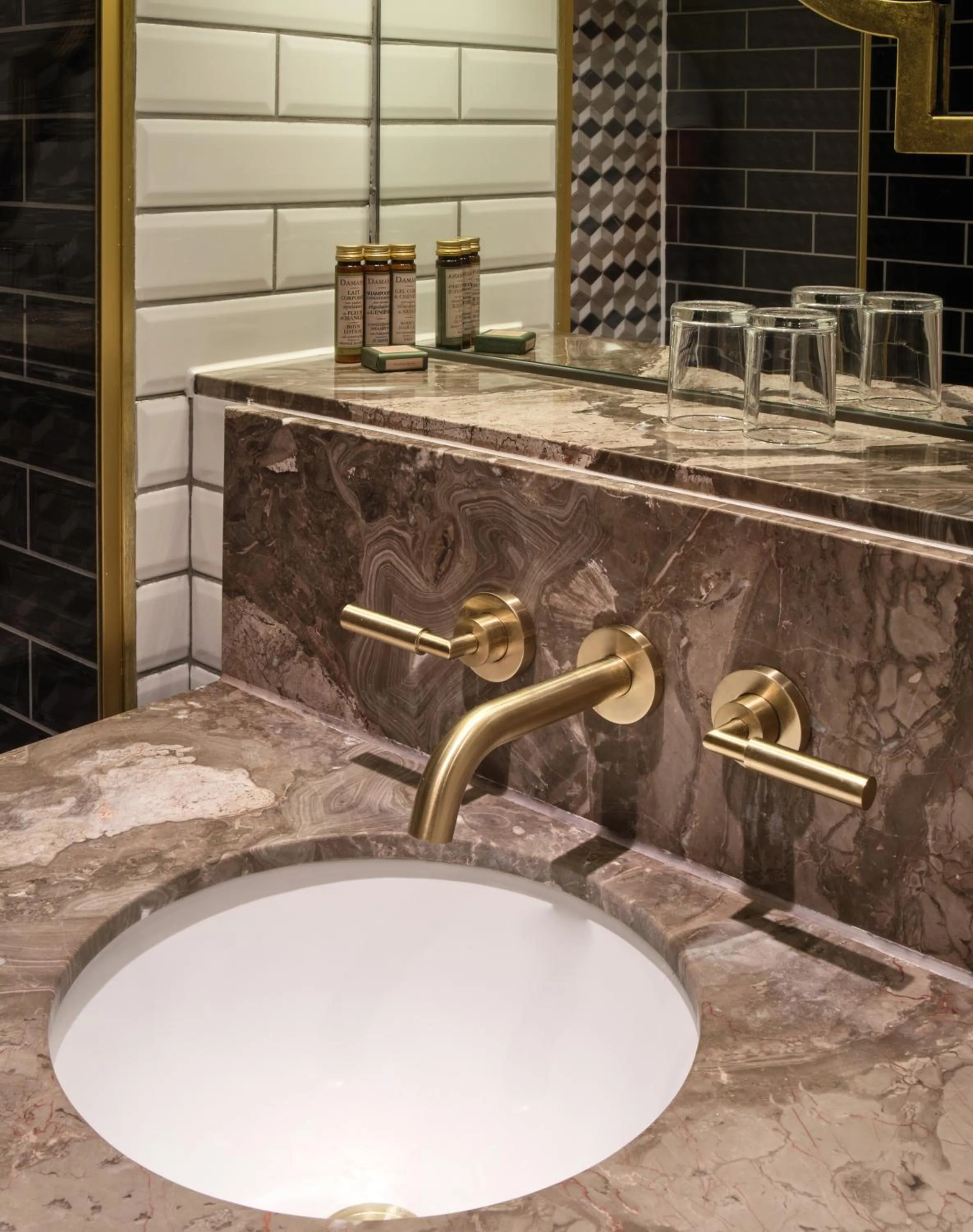 Bathroom in Henrietta House, a member of Radisson Individuals