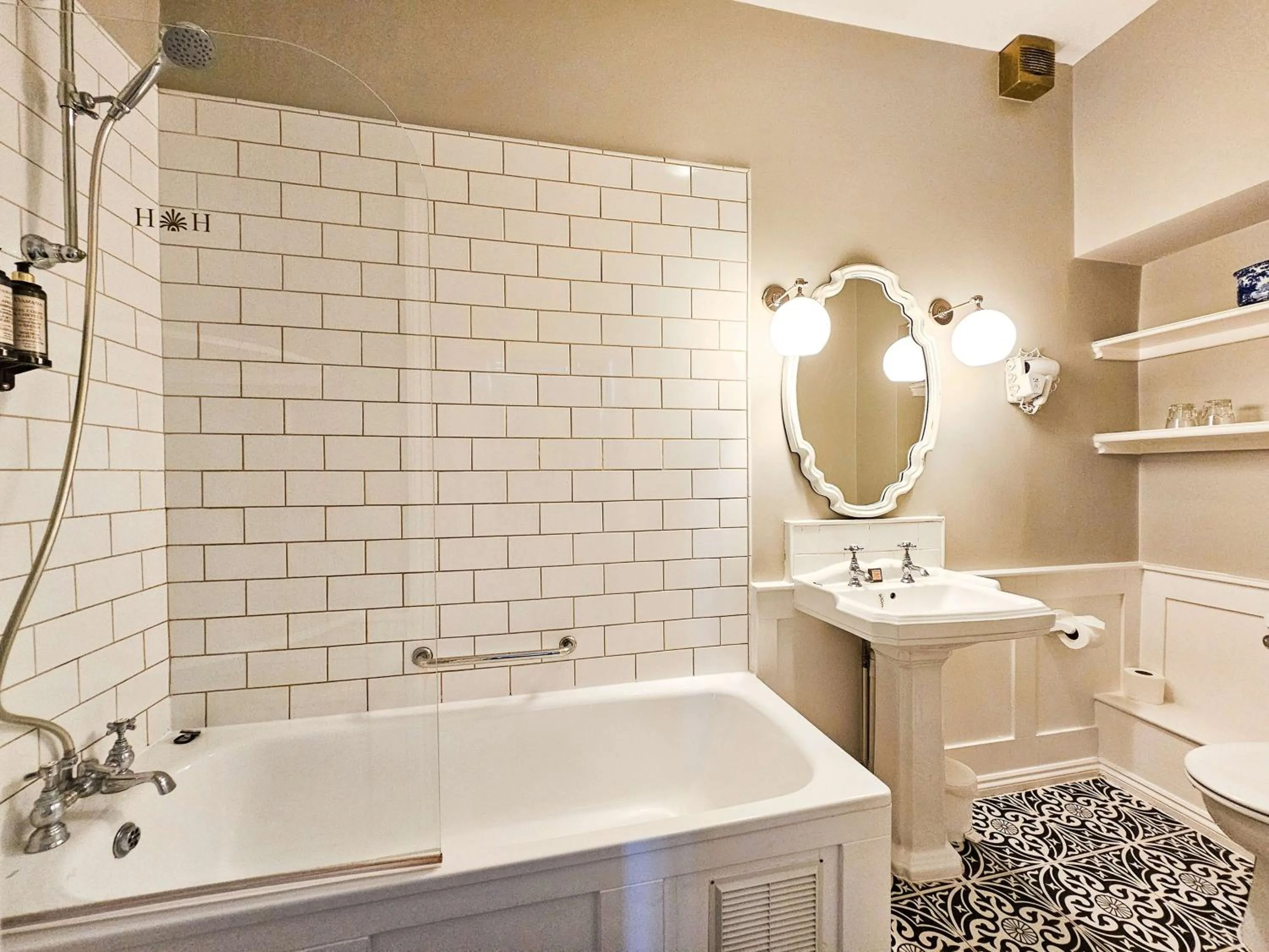 Bathroom in Henrietta House, a member of Radisson Individuals