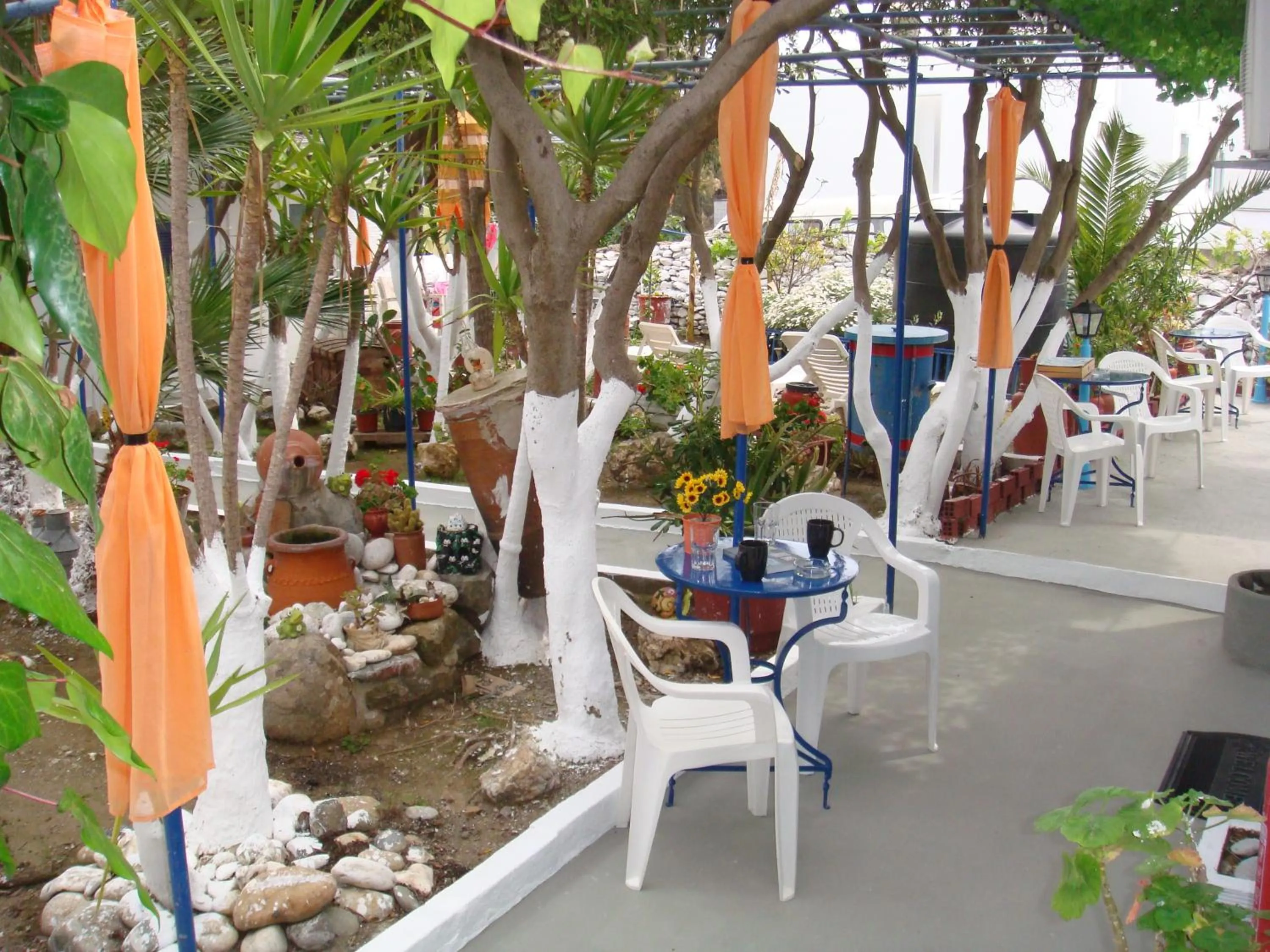 Patio in Boussetil Rooms CapAnMat