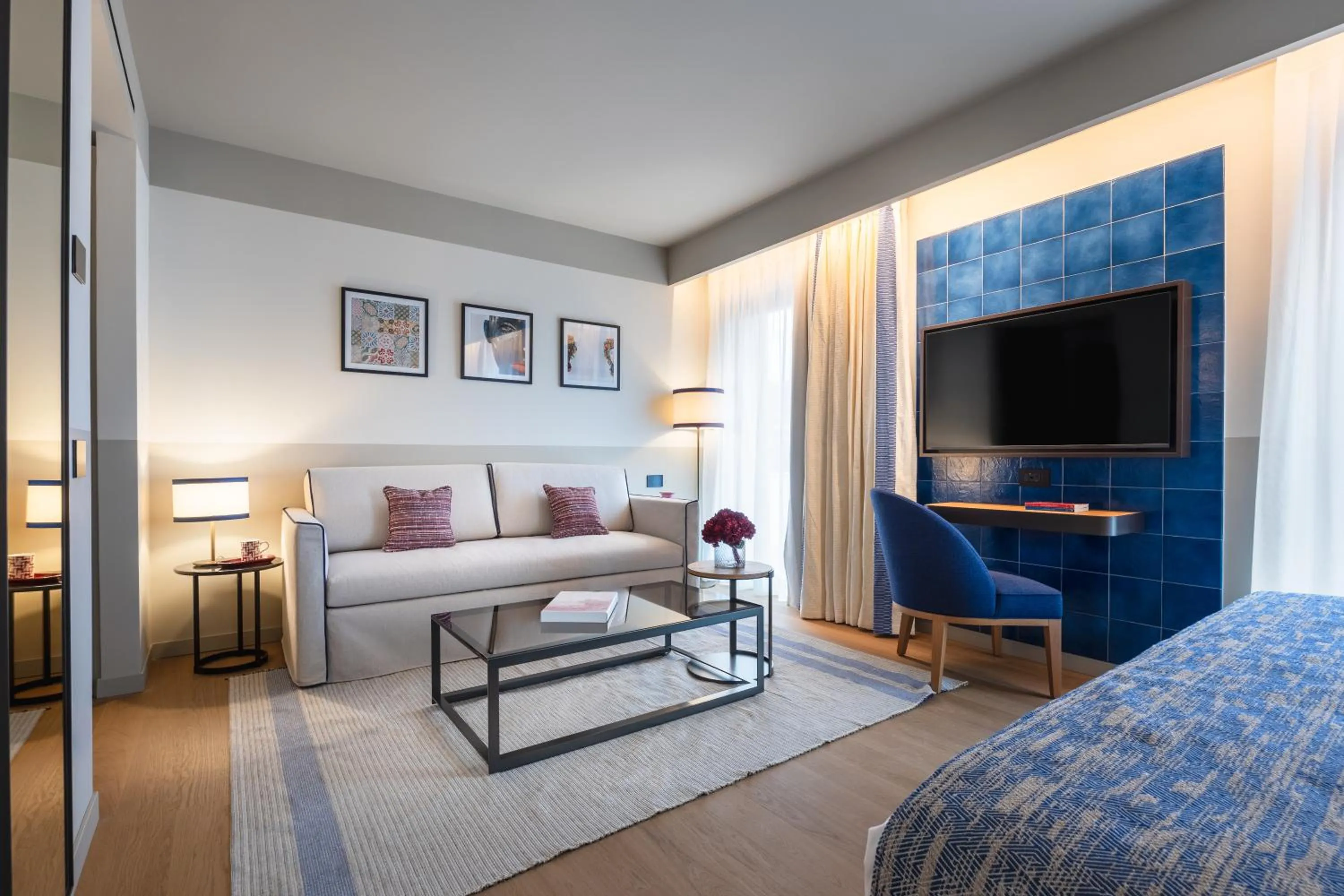 TV and multimedia, Bed in Ara Maris Hotel & Spa