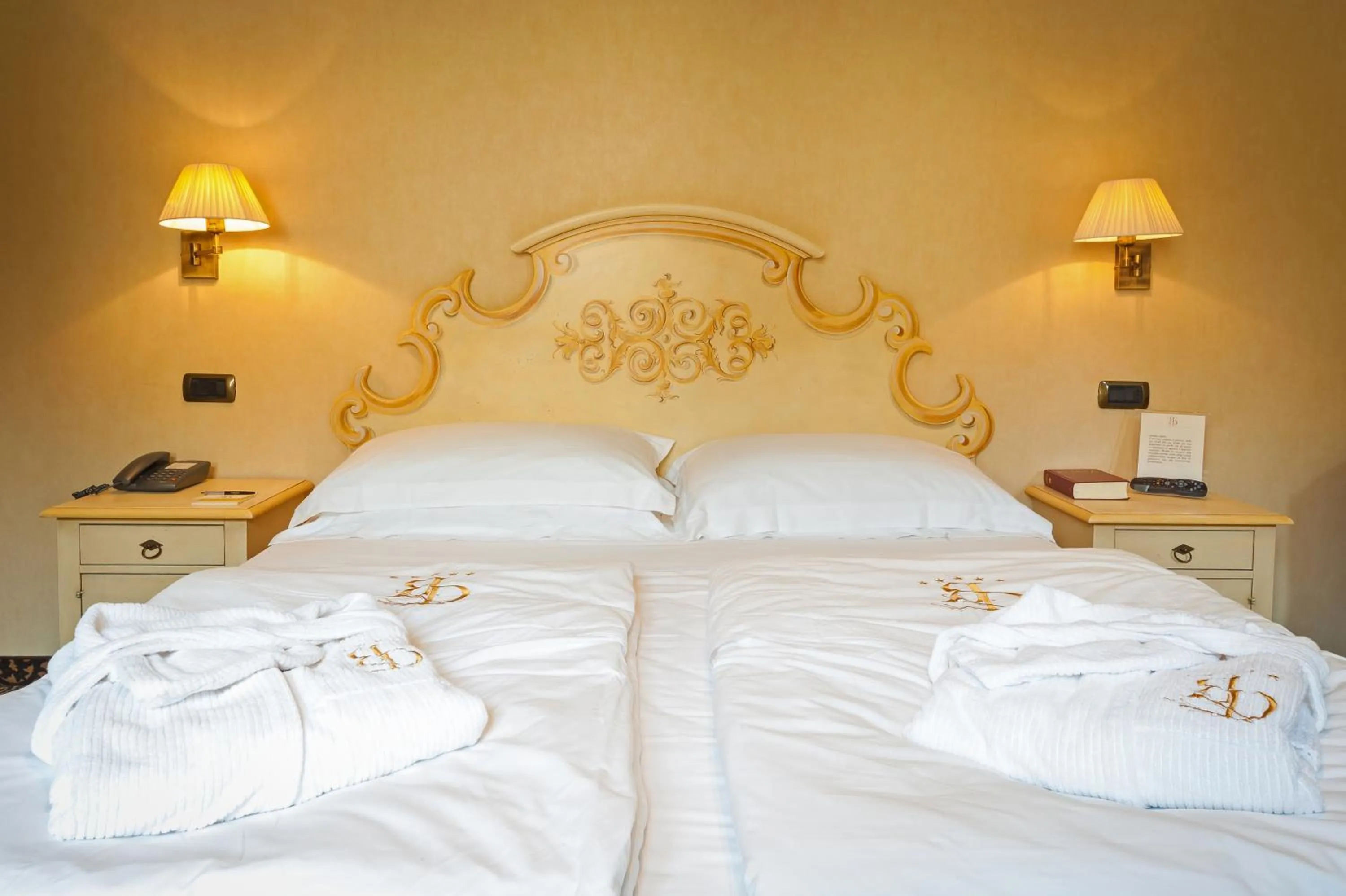 Bed in Relais Ducale Spa & Pool