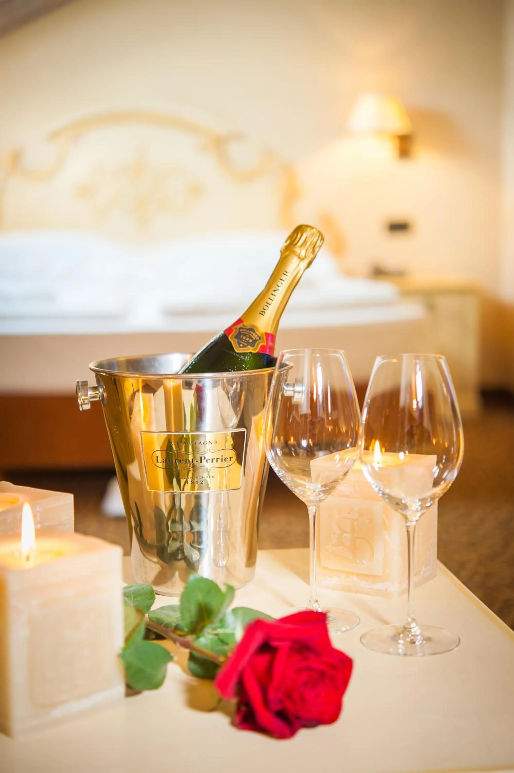 Decorative detail, Bed in Relais Ducale Spa & Pool