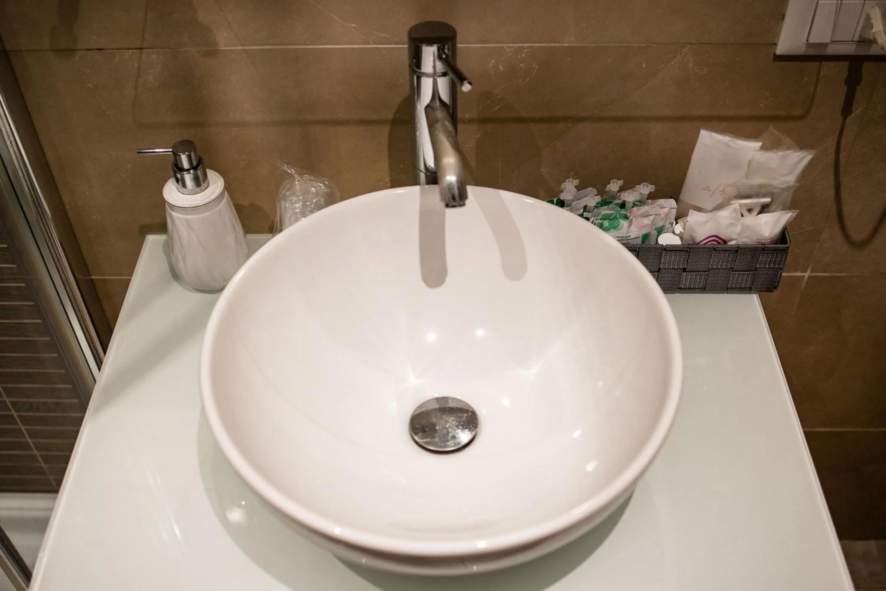 Toilet in BQ House Trevi Luxury Rooms