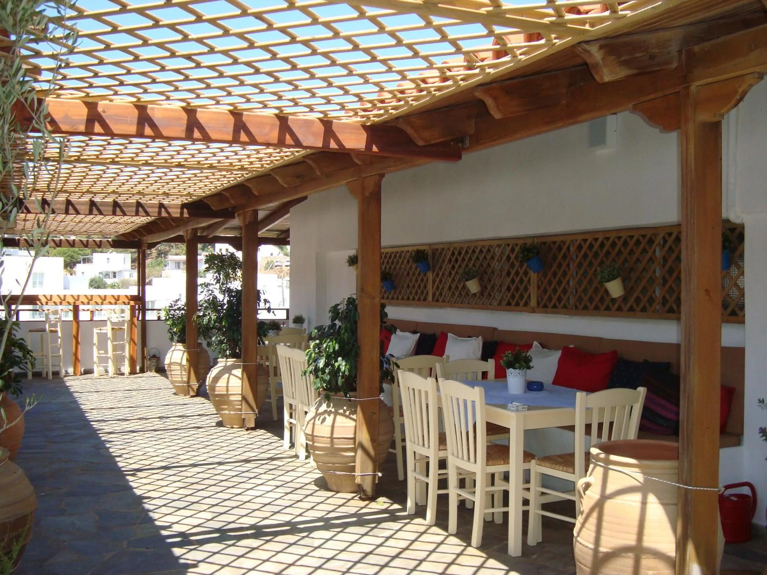 Restaurant/places to eat in Grikos Hotel