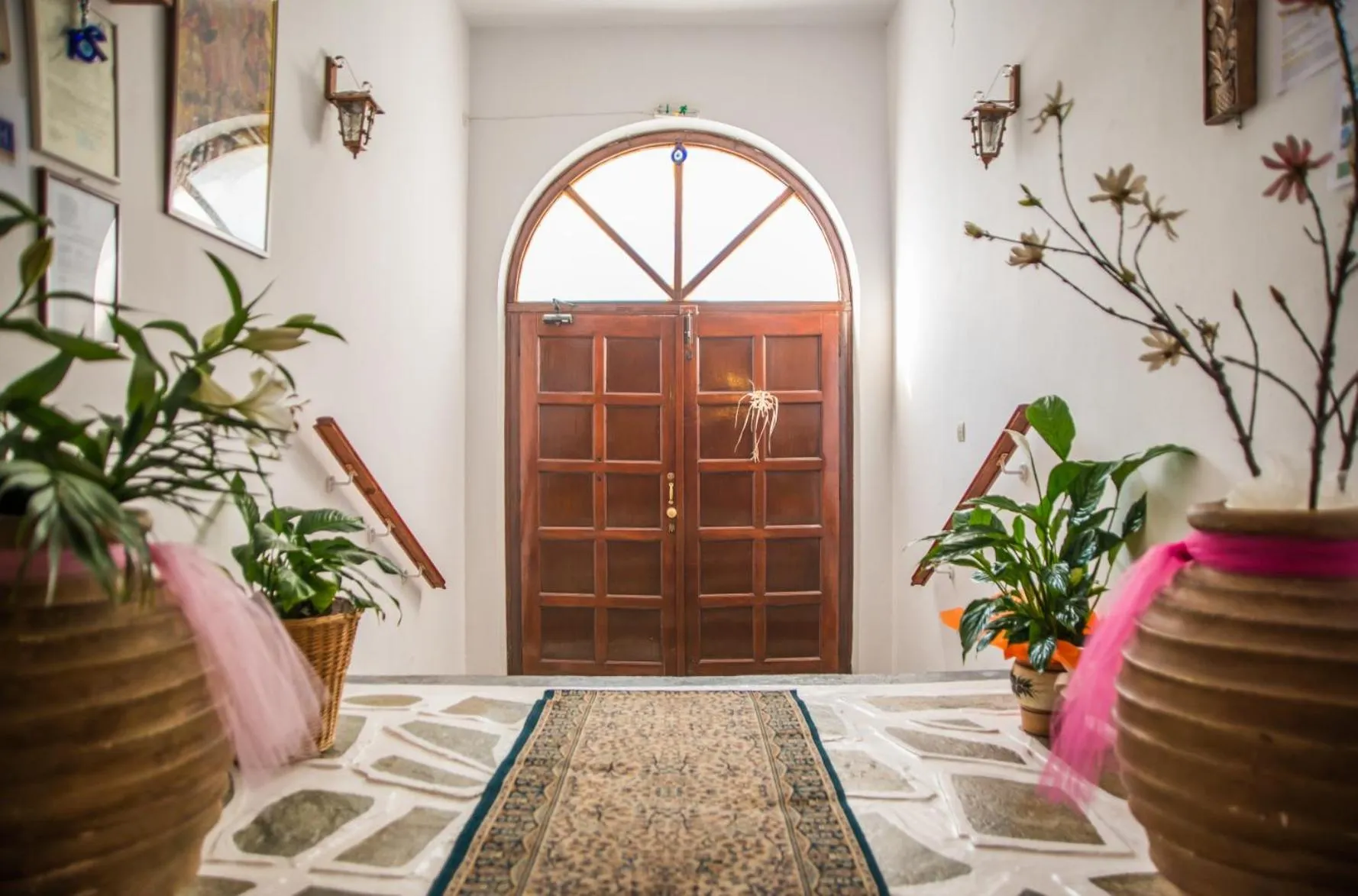 Facade/entrance in Grikos Hotel