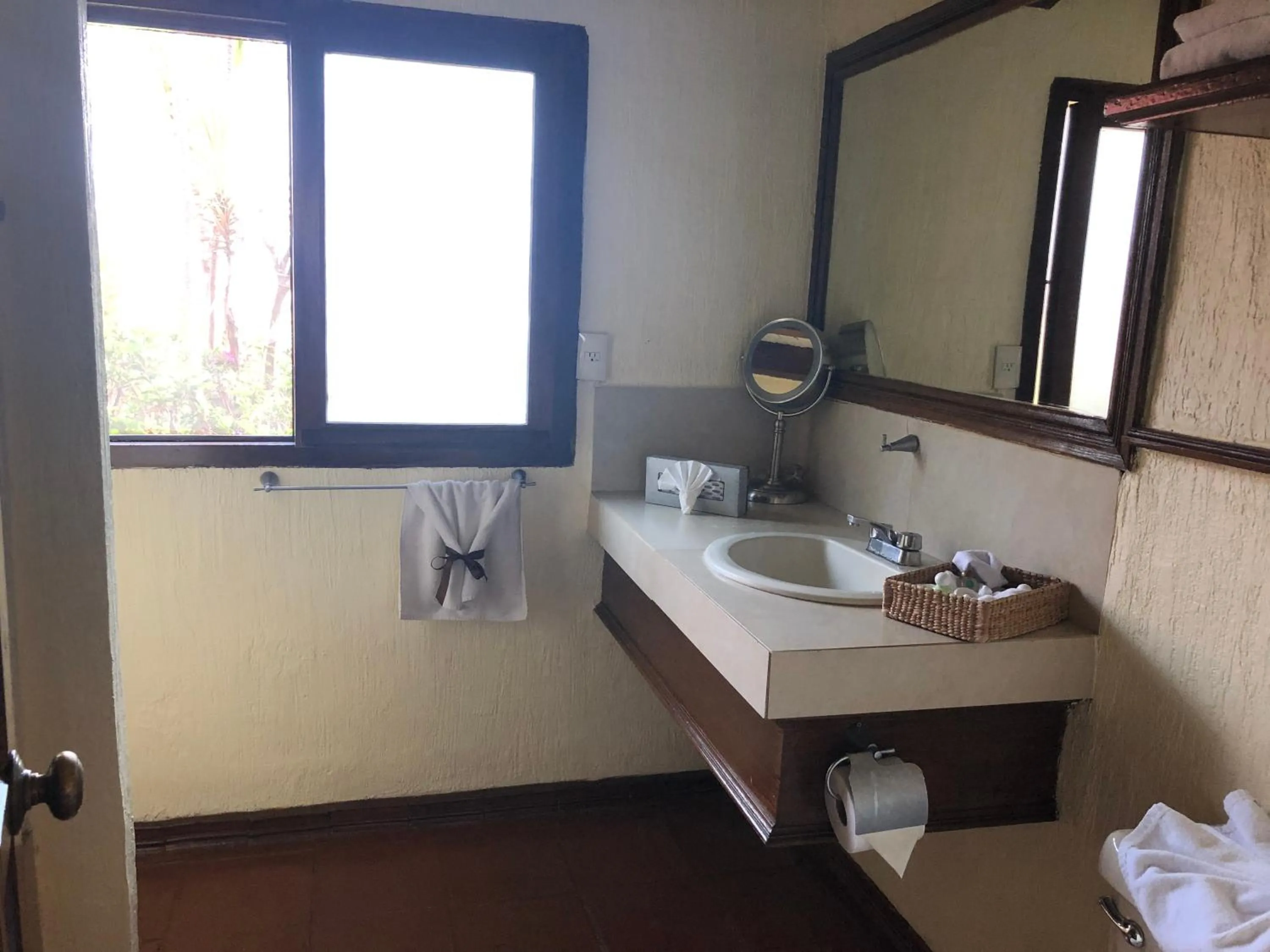 Bathroom in Villa San Jose Hotel & Suites