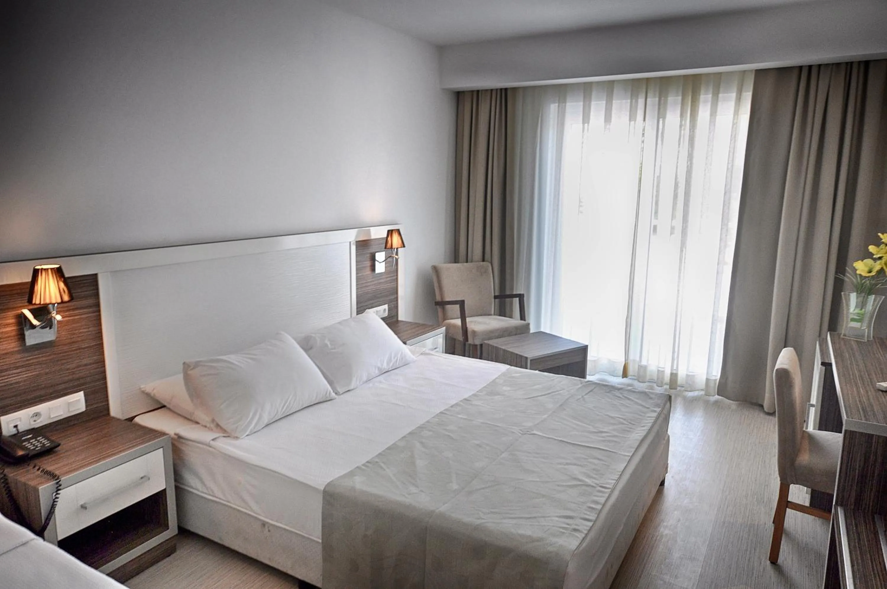 Bed in Club Shark Hotel