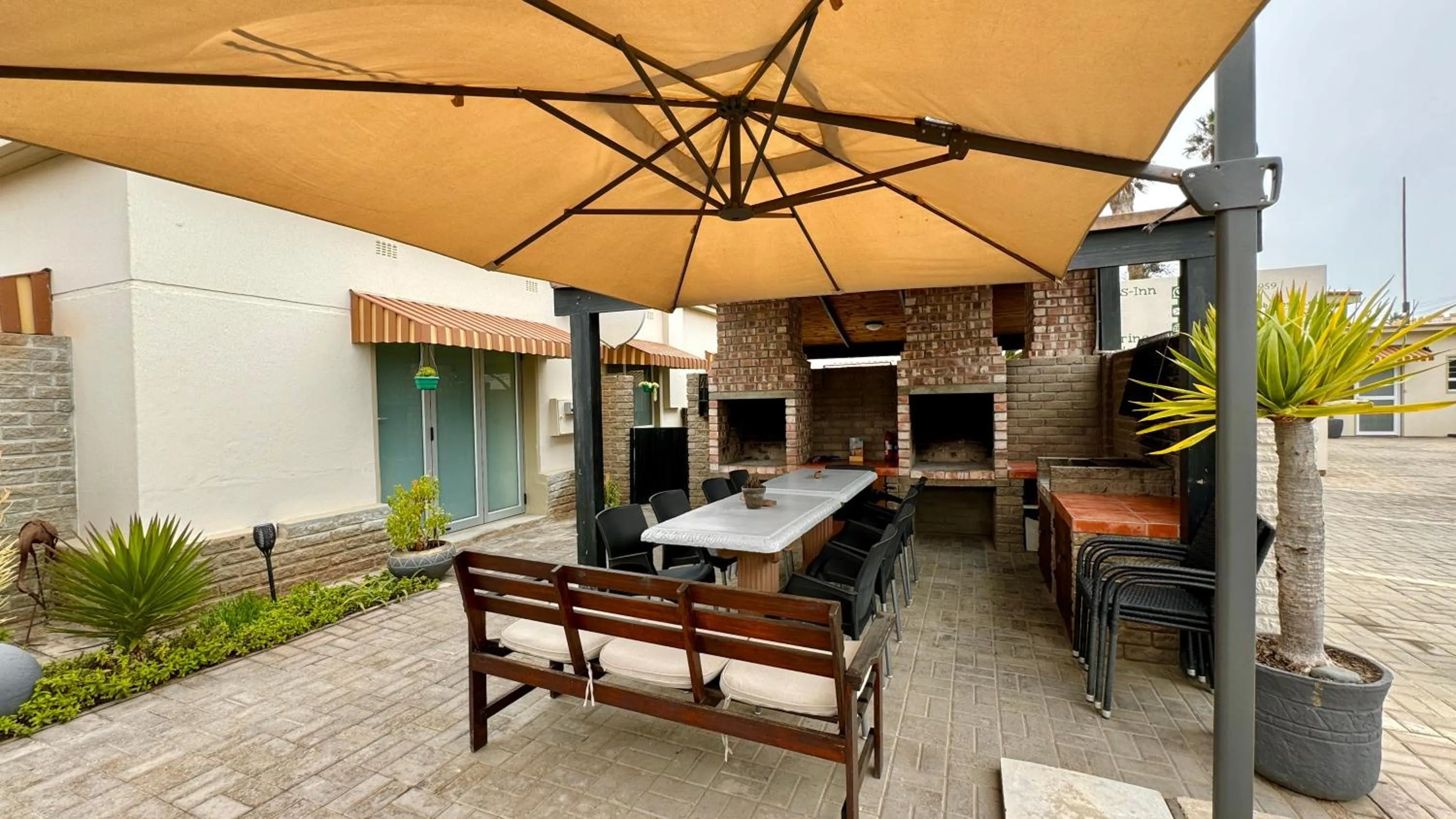 BBQ facilities in Bushbabies-Inn Self-Catering Accommodation