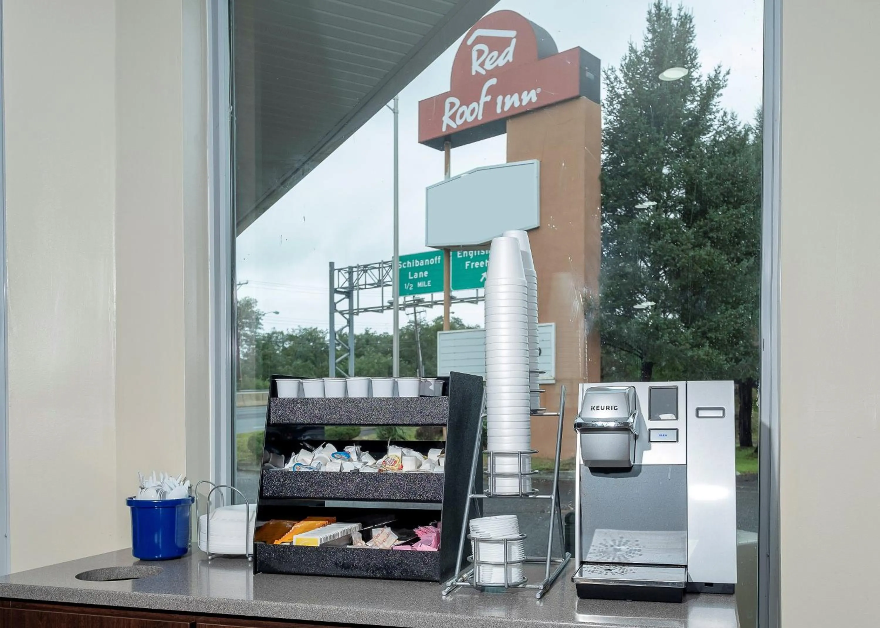 Other in Red Roof Inn Freehold