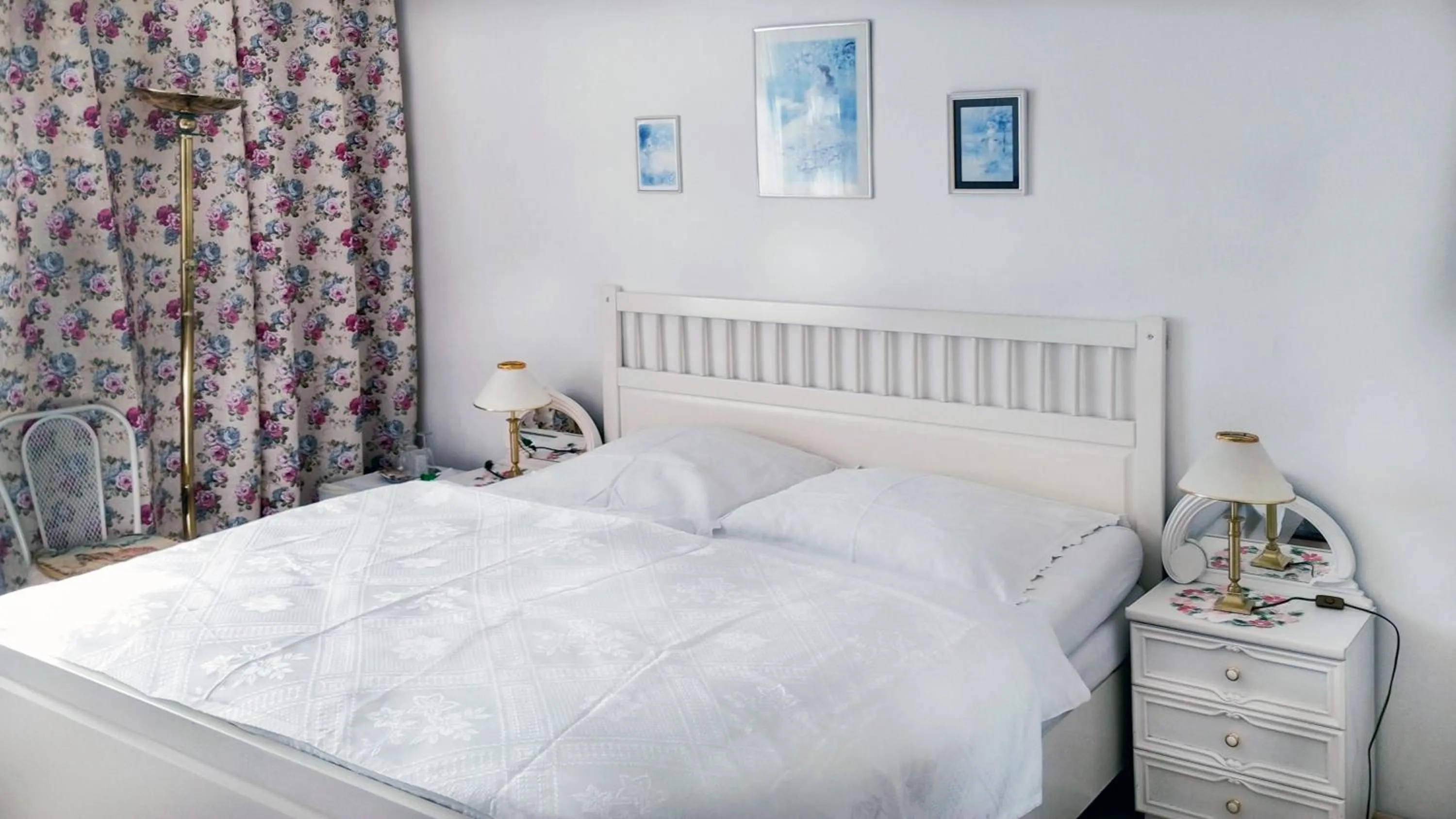 Bedroom, Bed in Hotel Garni