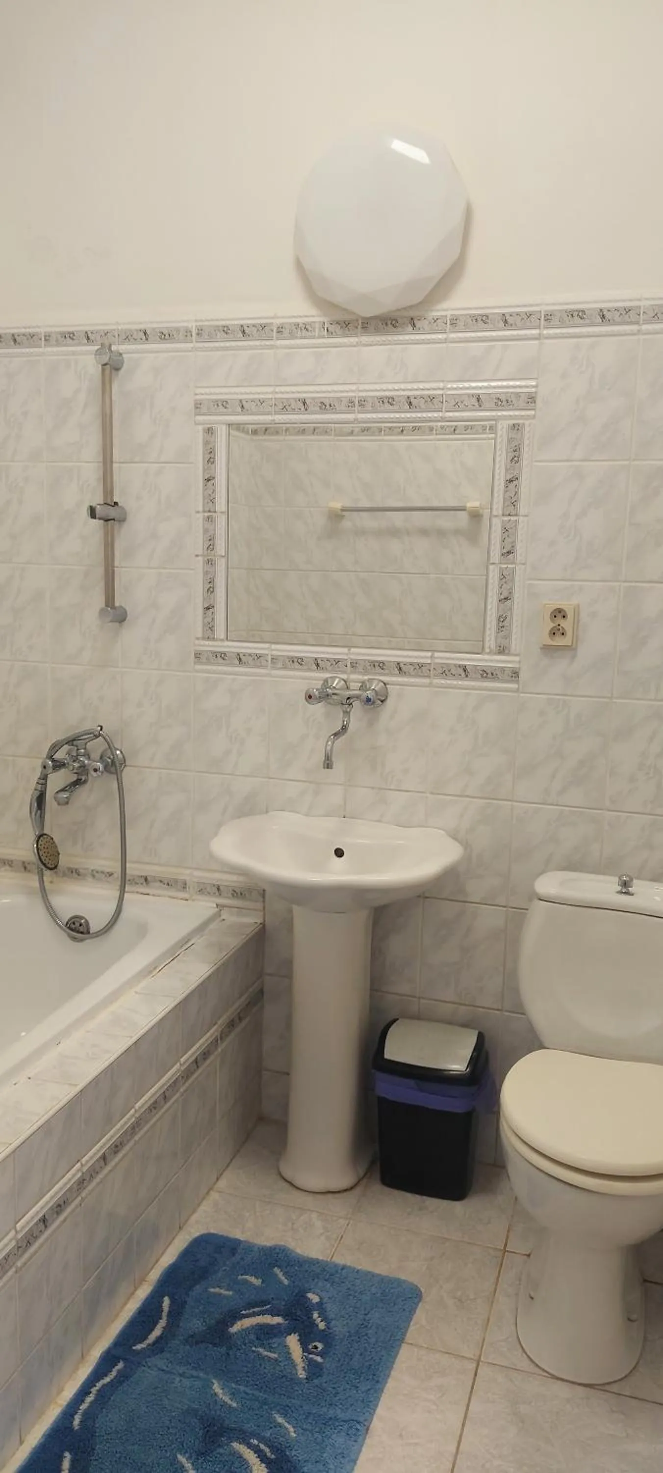 Bathroom in Hotel Garni