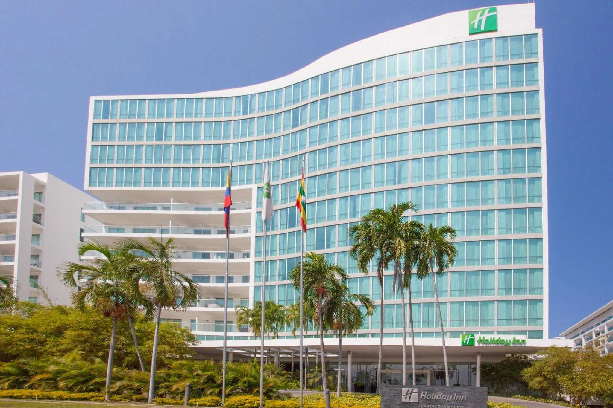 Property building in Holiday Inn Cartagena Morros by IHG