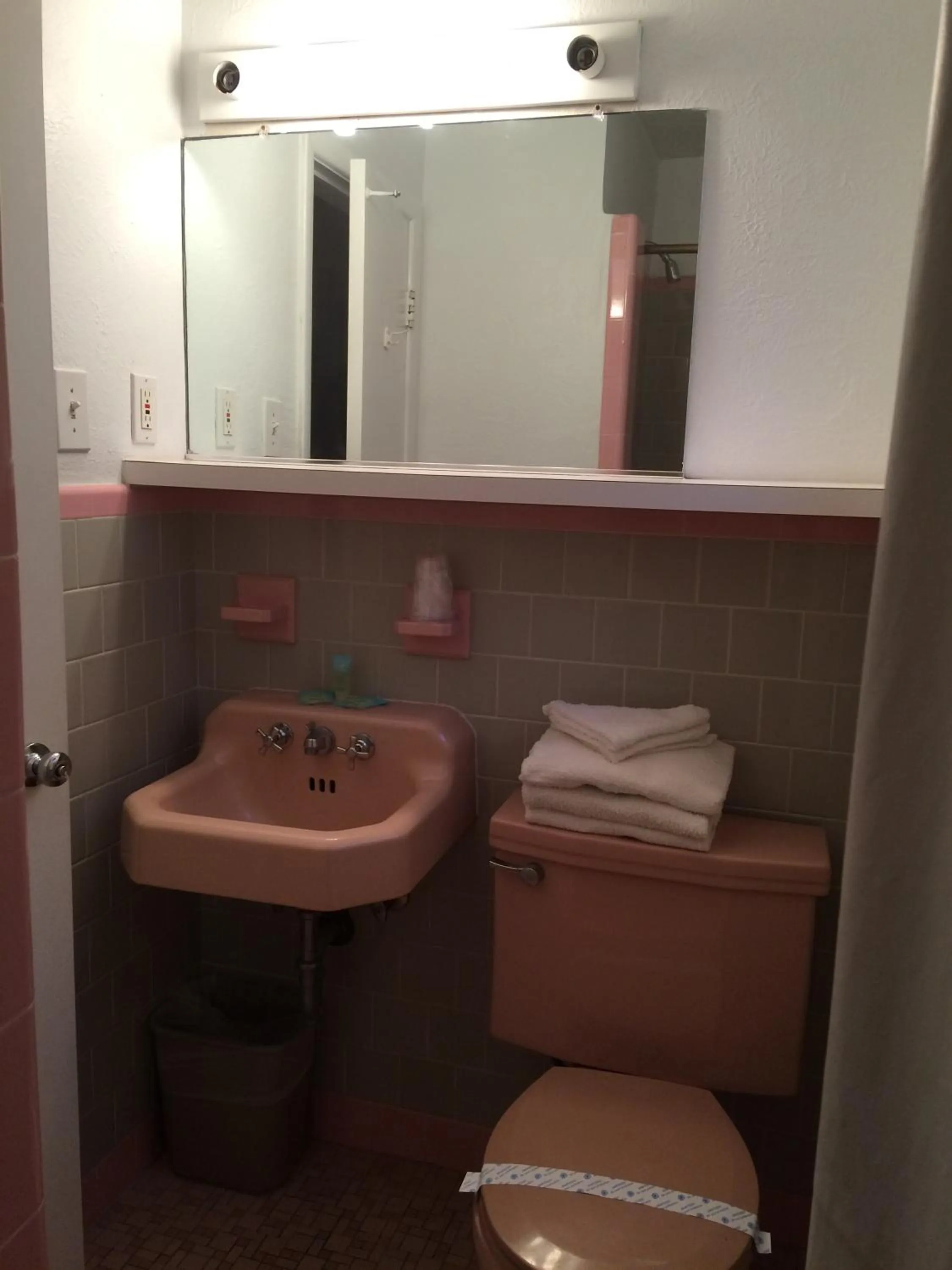 Bathroom in Royal Court Motel