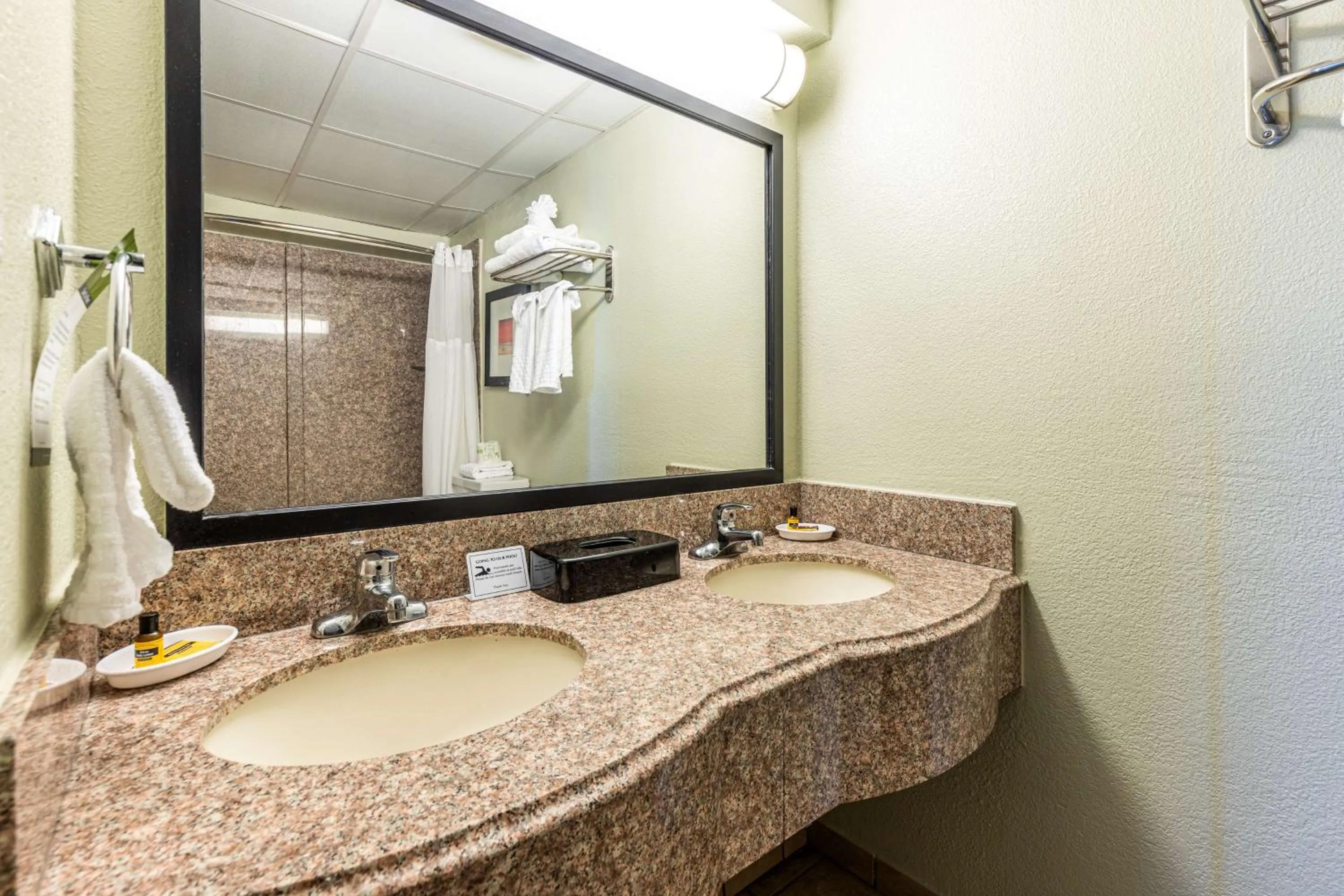 Bathroom in Sandcastle Resort