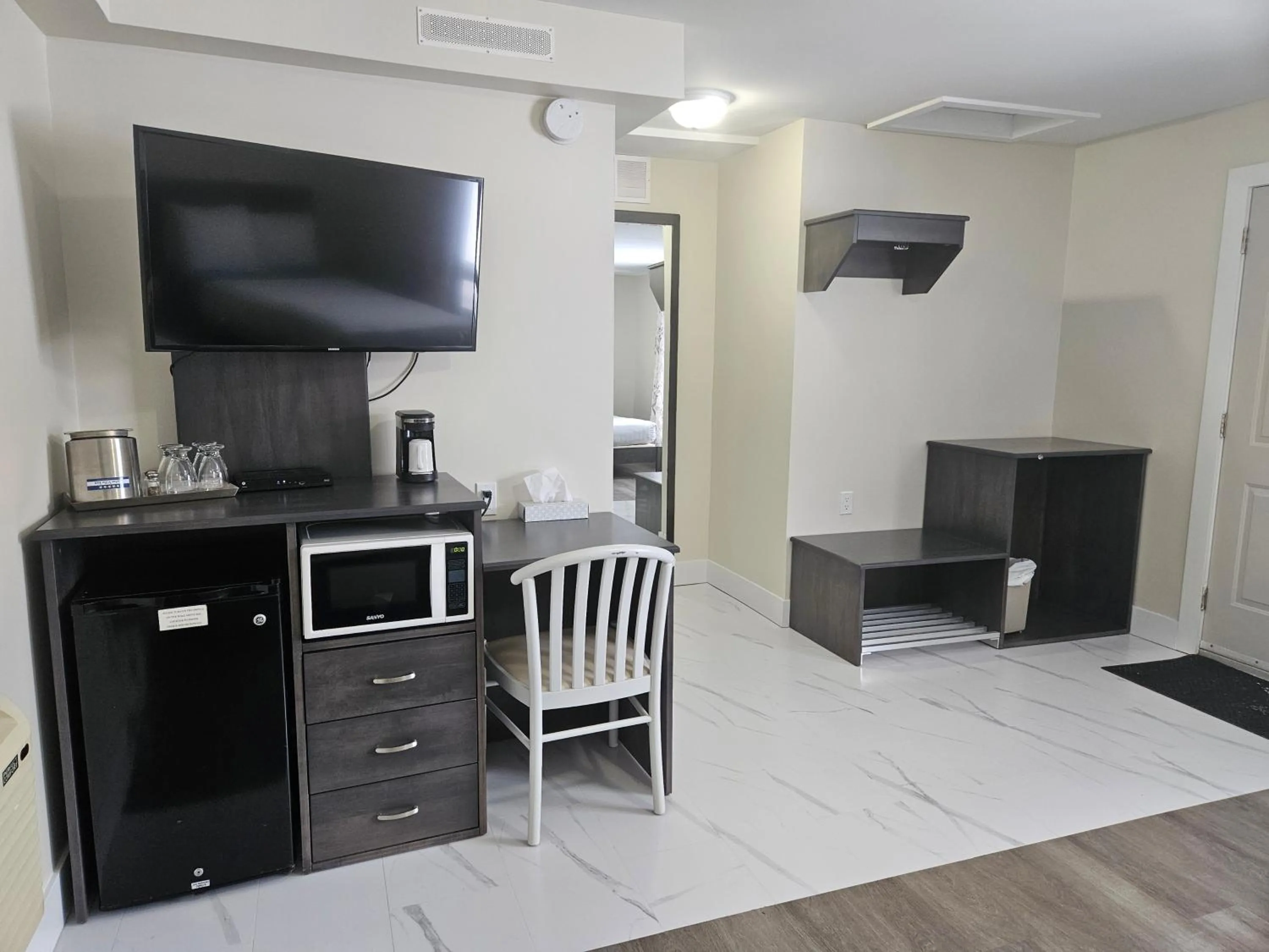 Leelas Villa Inn Flesherton