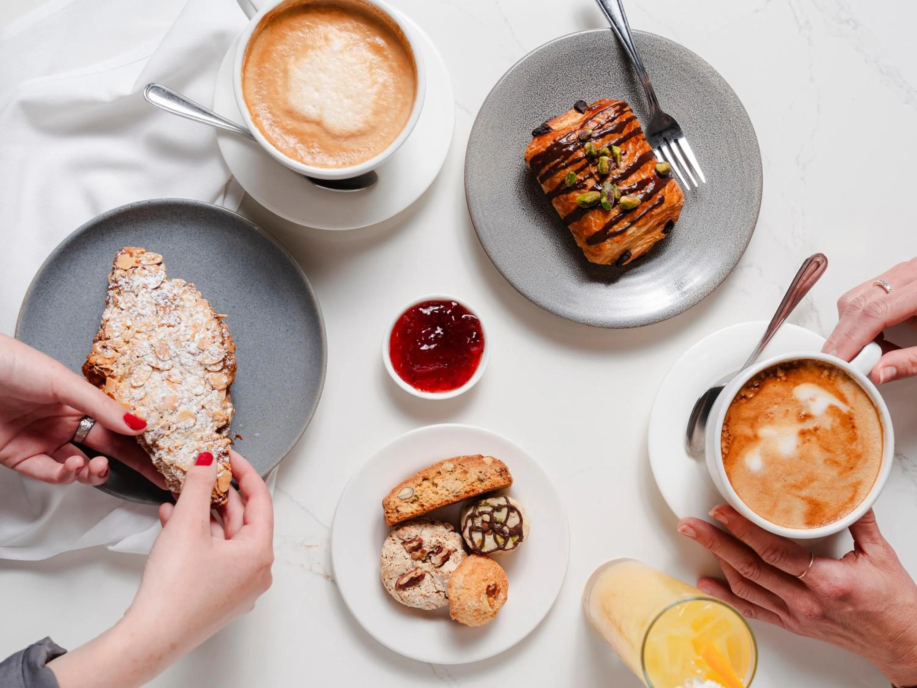 Breakfast in Oak Bay Beach Hotel