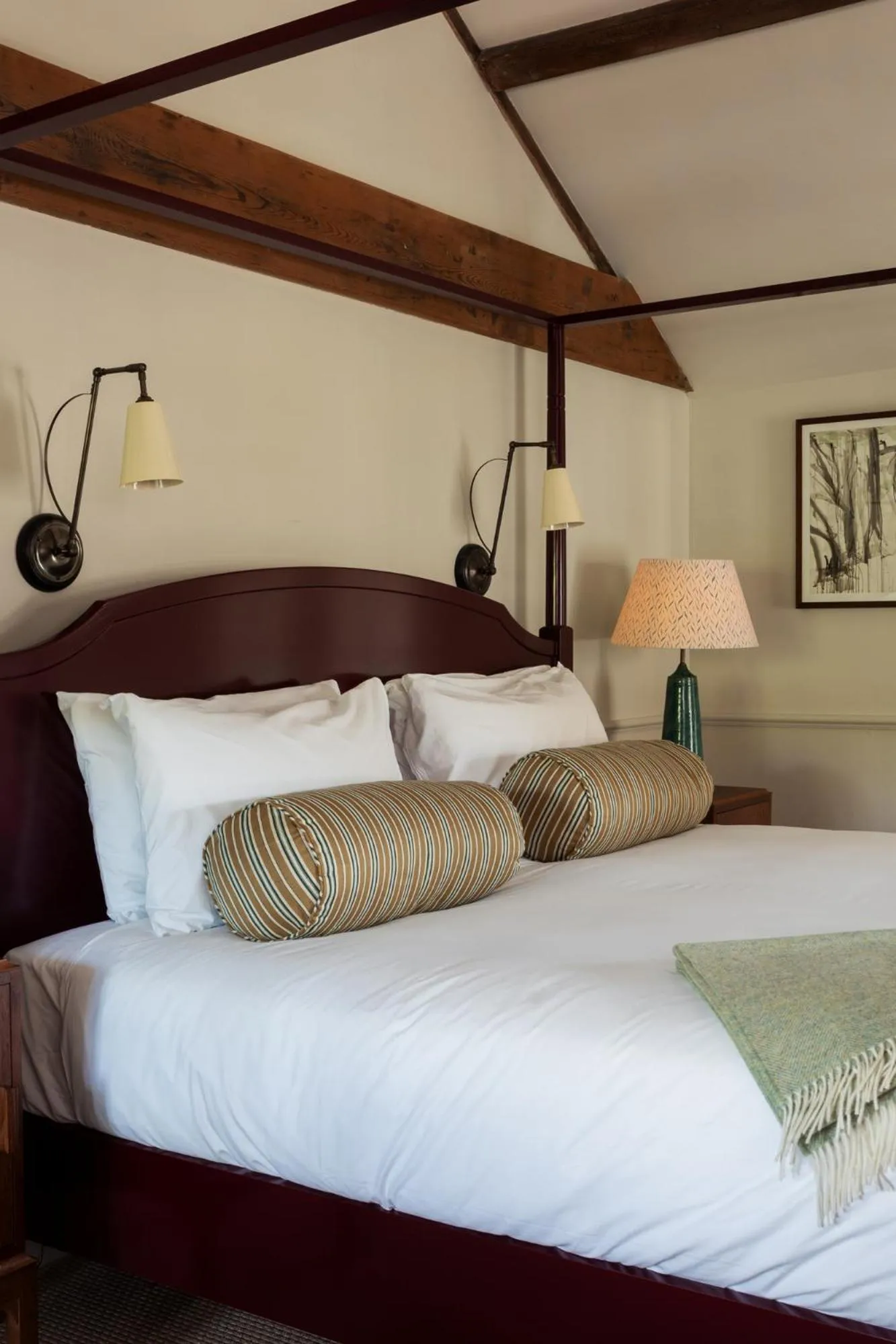 Bed in Cavendish Hotel