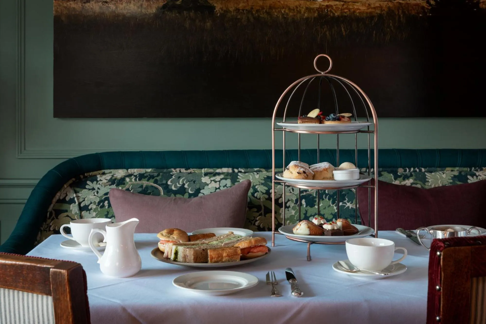 Restaurant/places to eat in Cavendish Hotel