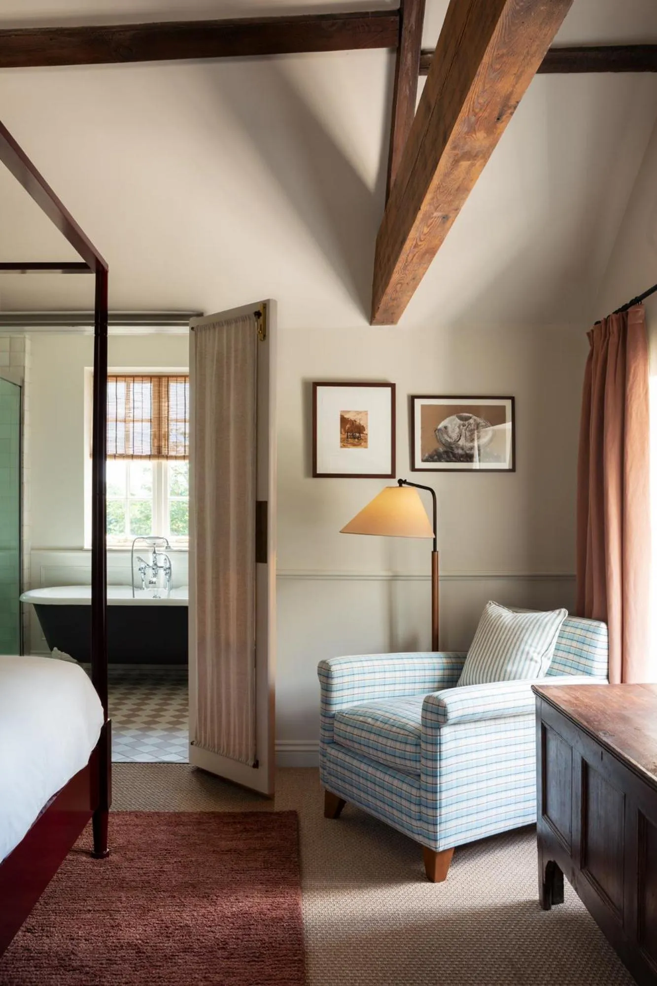 Bedroom, Bed in Cavendish Hotel