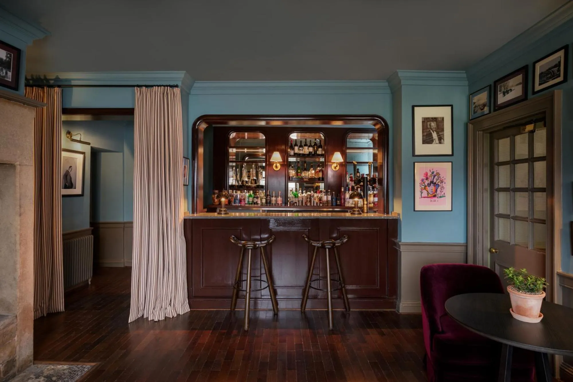 Lounge or bar in Cavendish Hotel