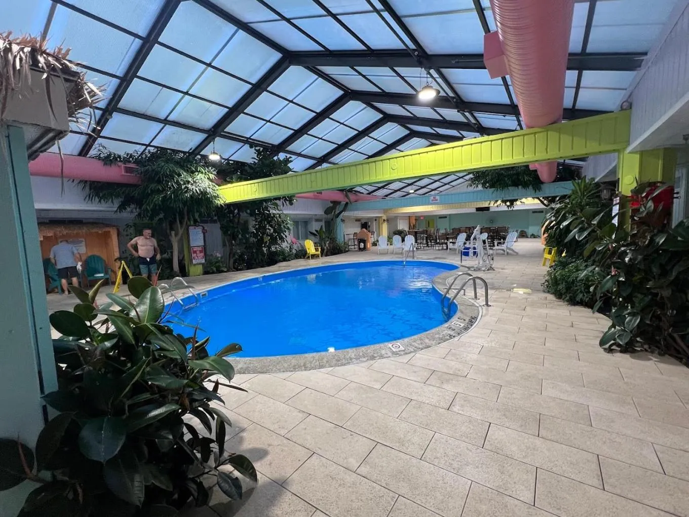 Swimming pool in Greenfield Inn & Suites Elizabethtown, KY I65 Exit 94