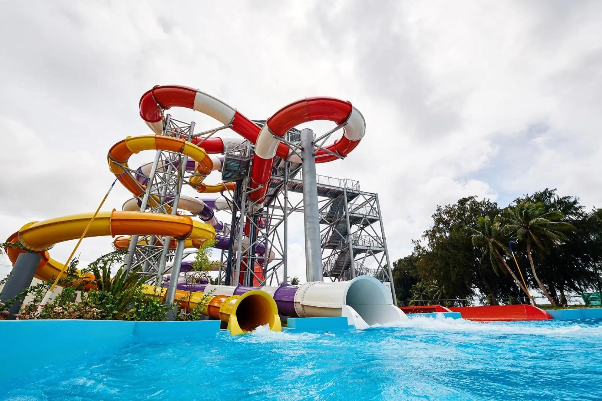 Swimming pool in Pacific Islands Club Saipan