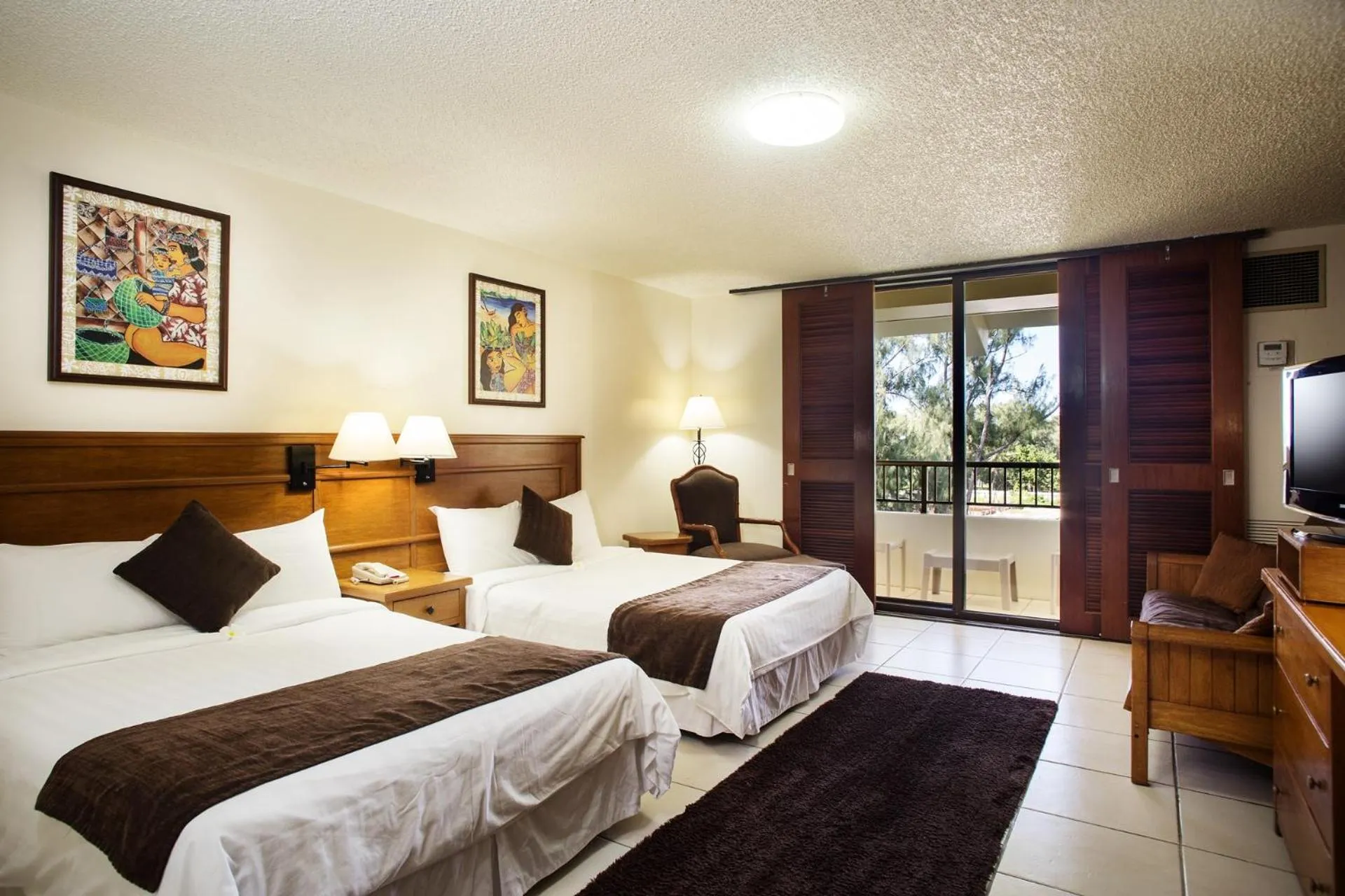 Bed in Pacific Islands Club Saipan