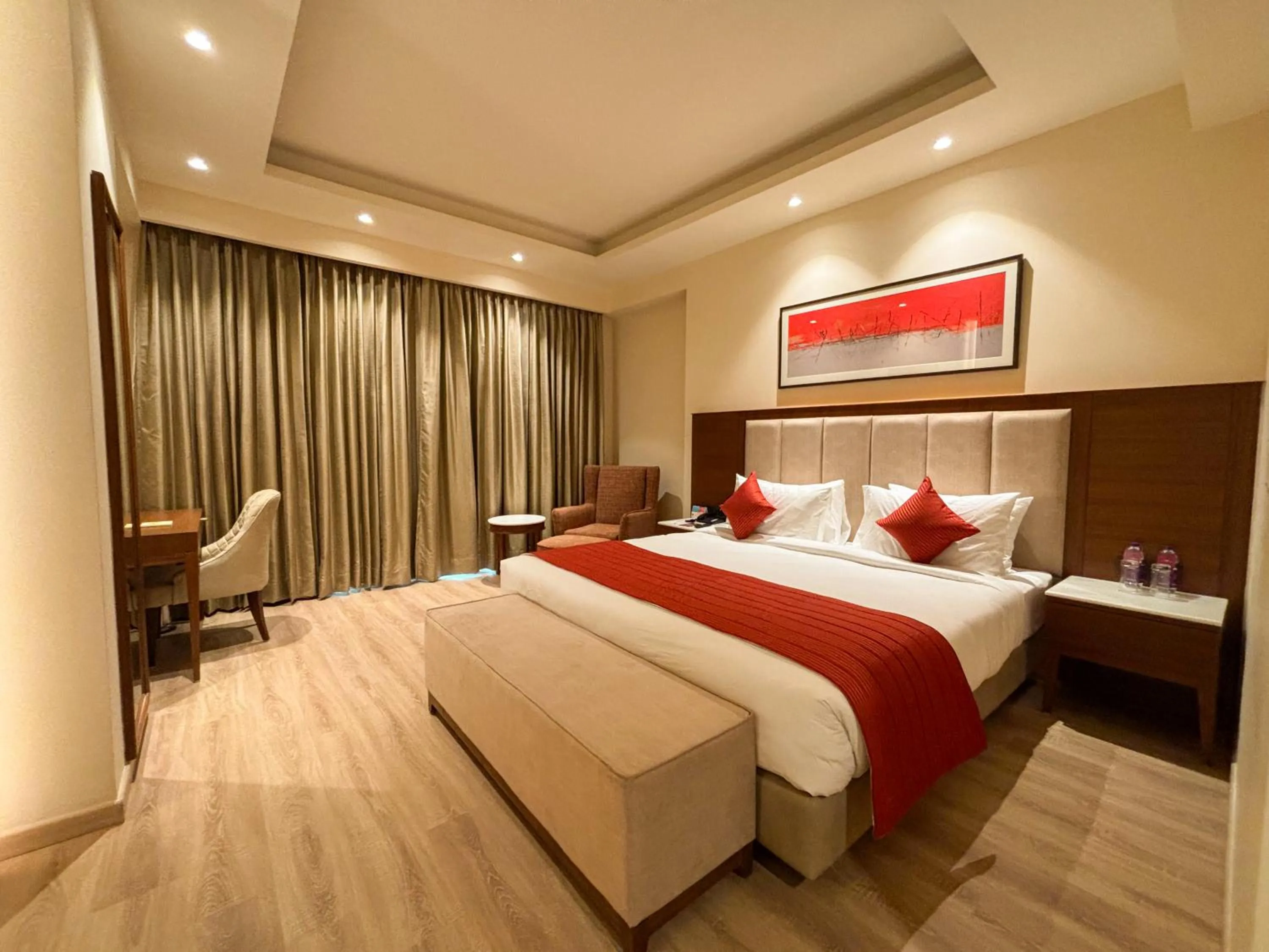 Photo of the whole room, Bed in Best Western Plus Amritsar