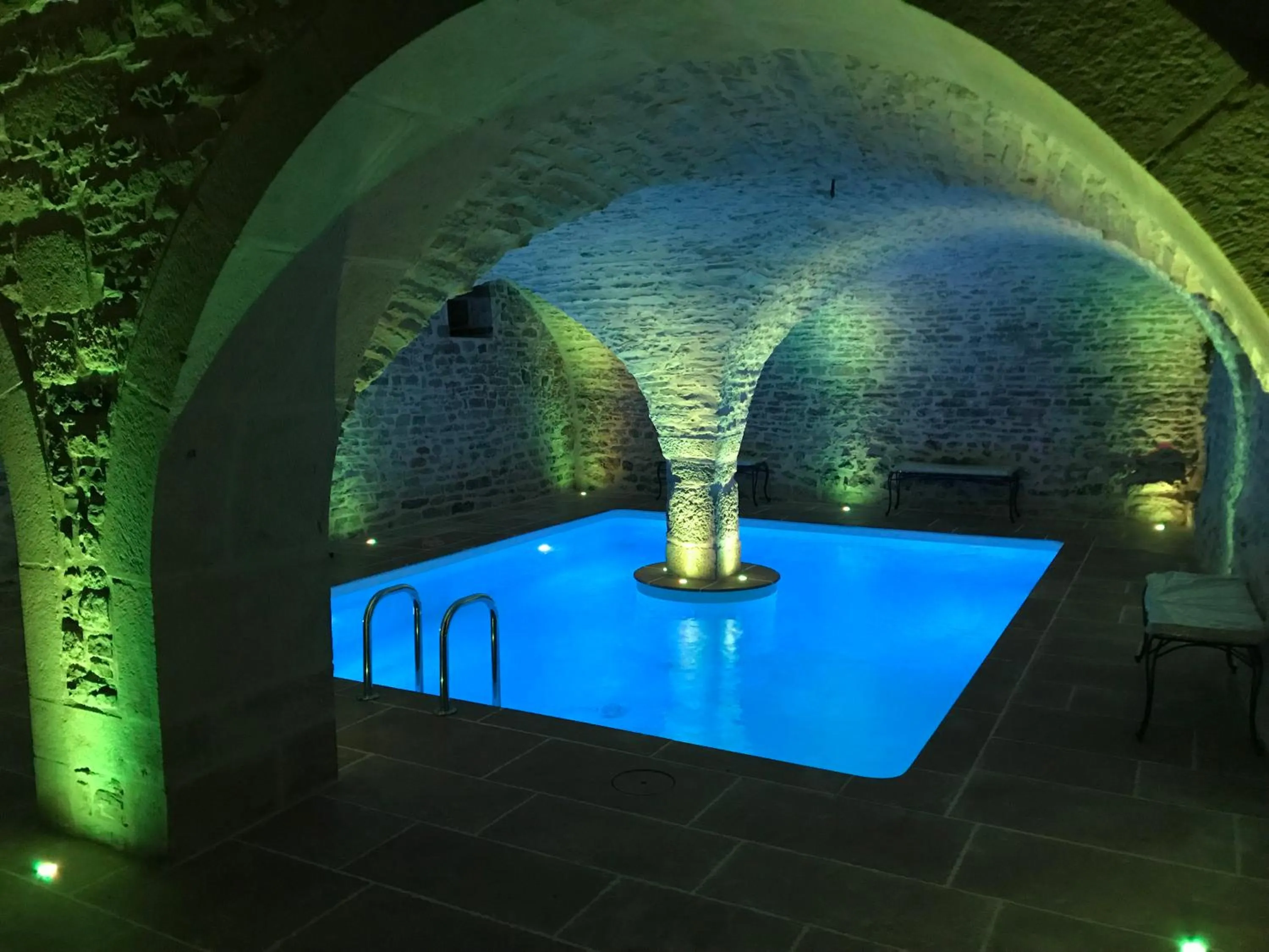 Swimming pool in Domaine de la Corgette