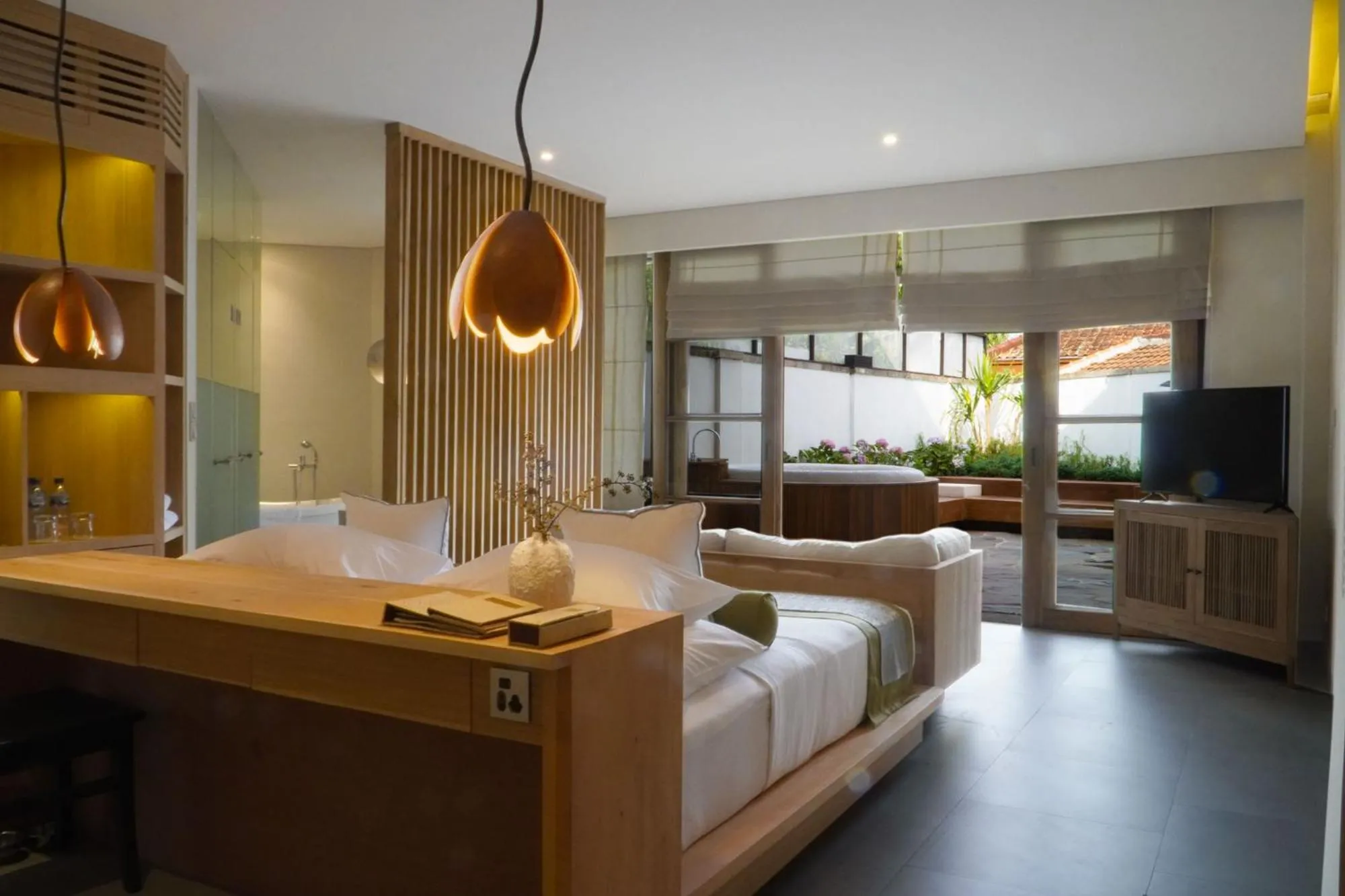 Photo of the whole room, Bed in Novus Giri Resort & Spa